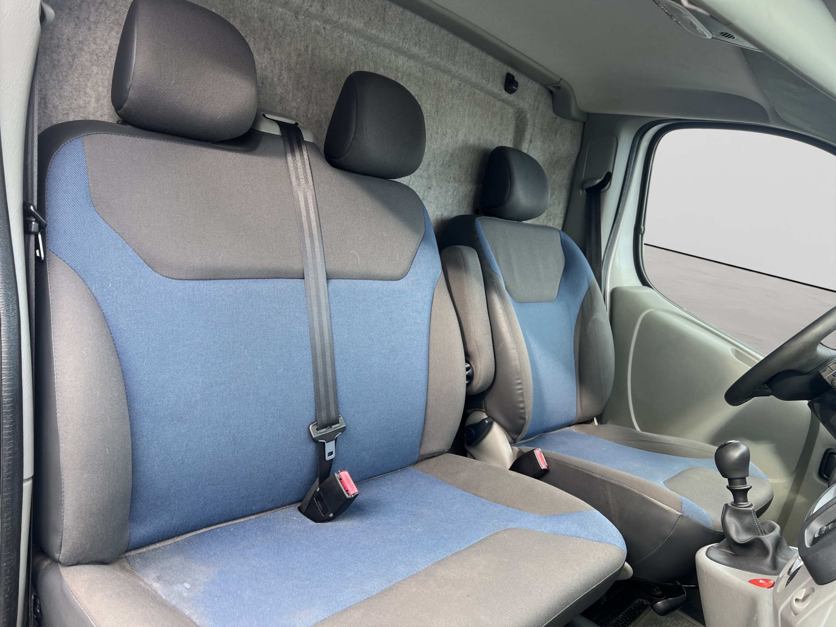 Renault Trafic 2011 – kuva 7