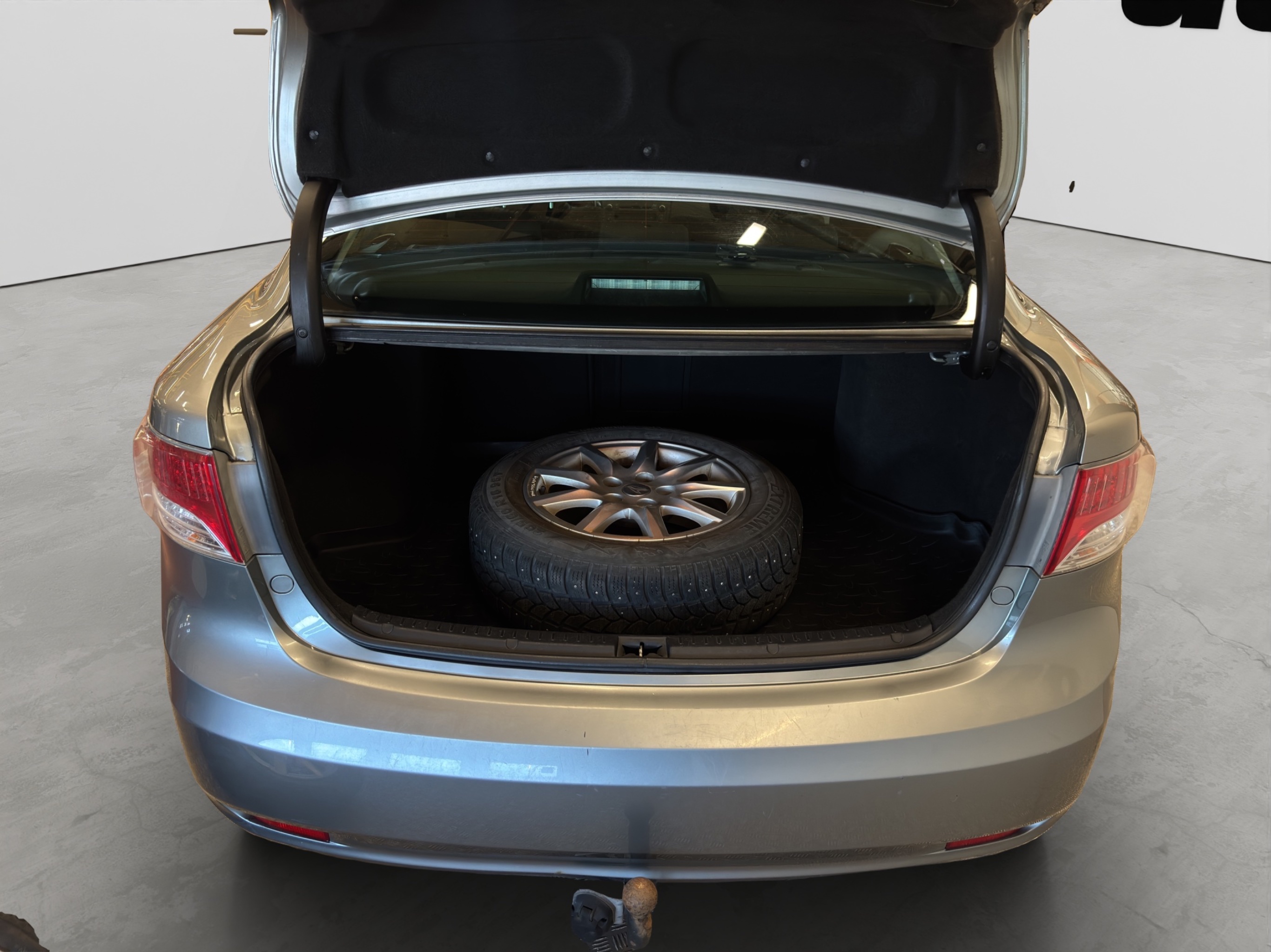 Toyota Avensis 2010 – kuva 19