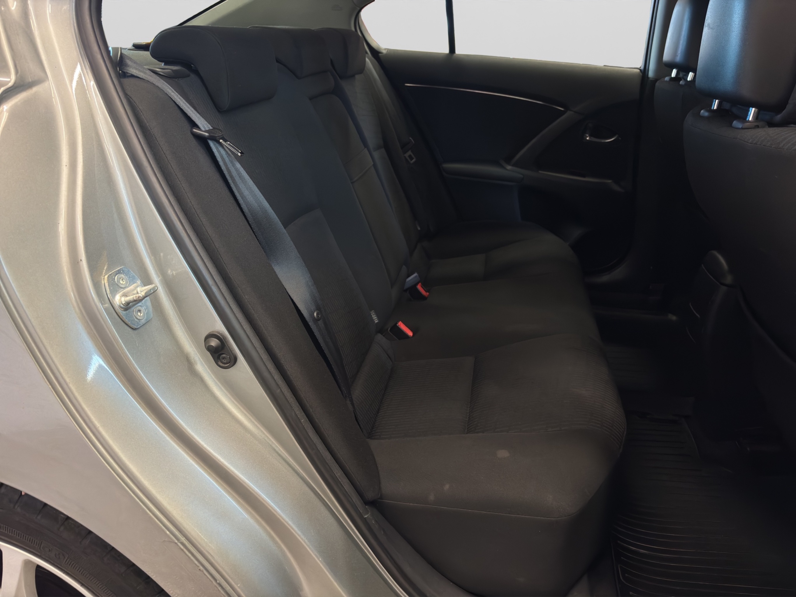 Toyota Avensis 2010 – kuva 14