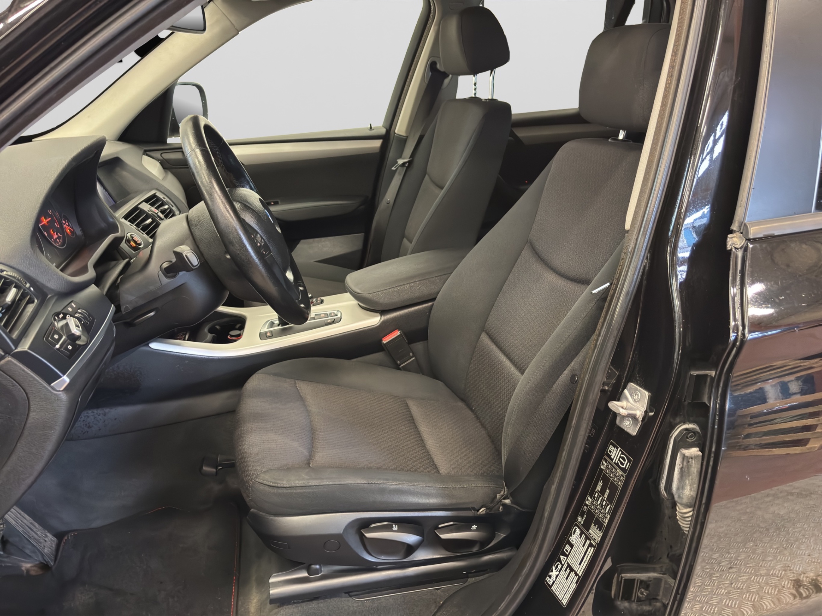BMW X3 2012 – kuva 11