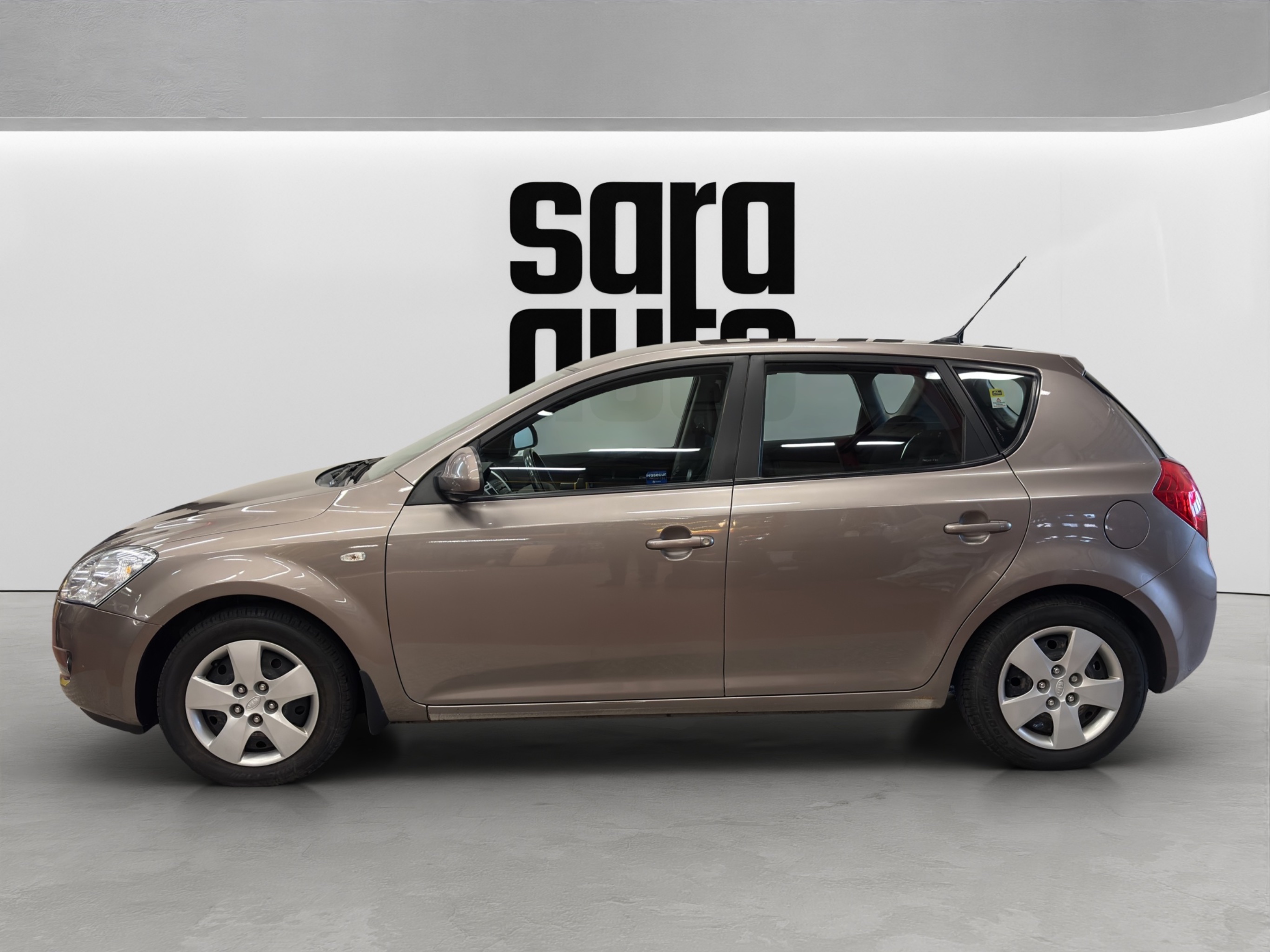 Kia Ceed 2008 – kuva 7