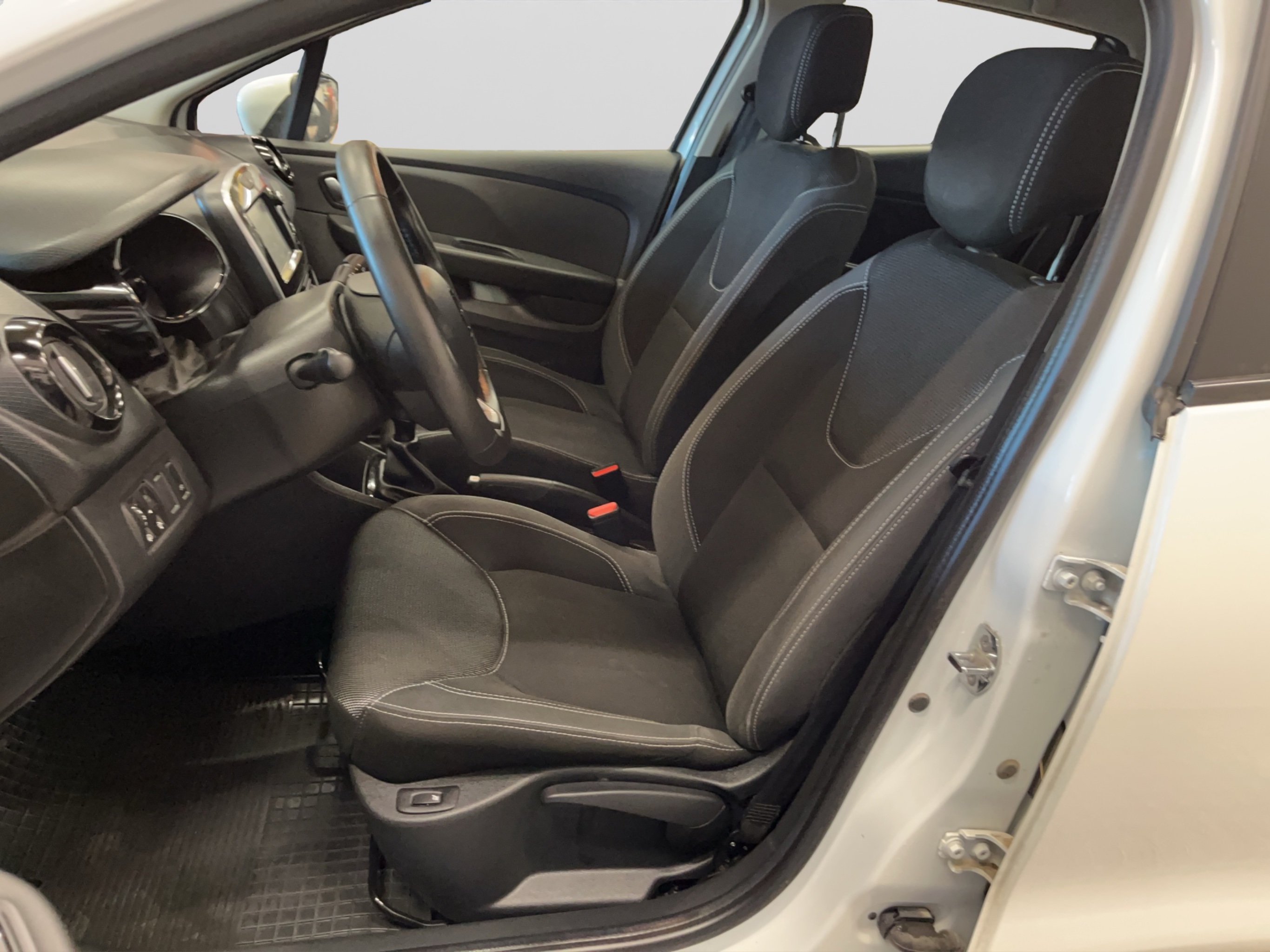 Renault Clio 2018 – kuva 11