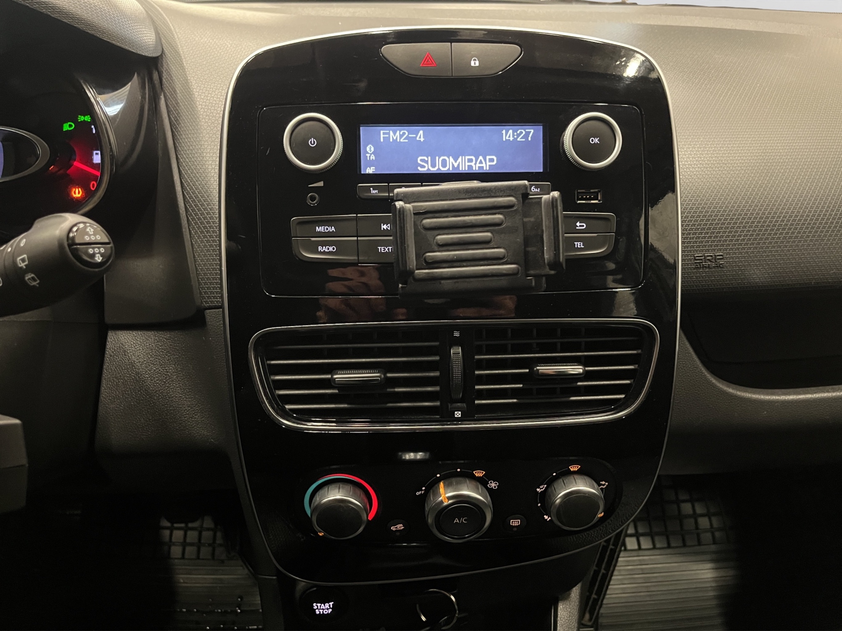 Renault Clio 2017 – kuva 17