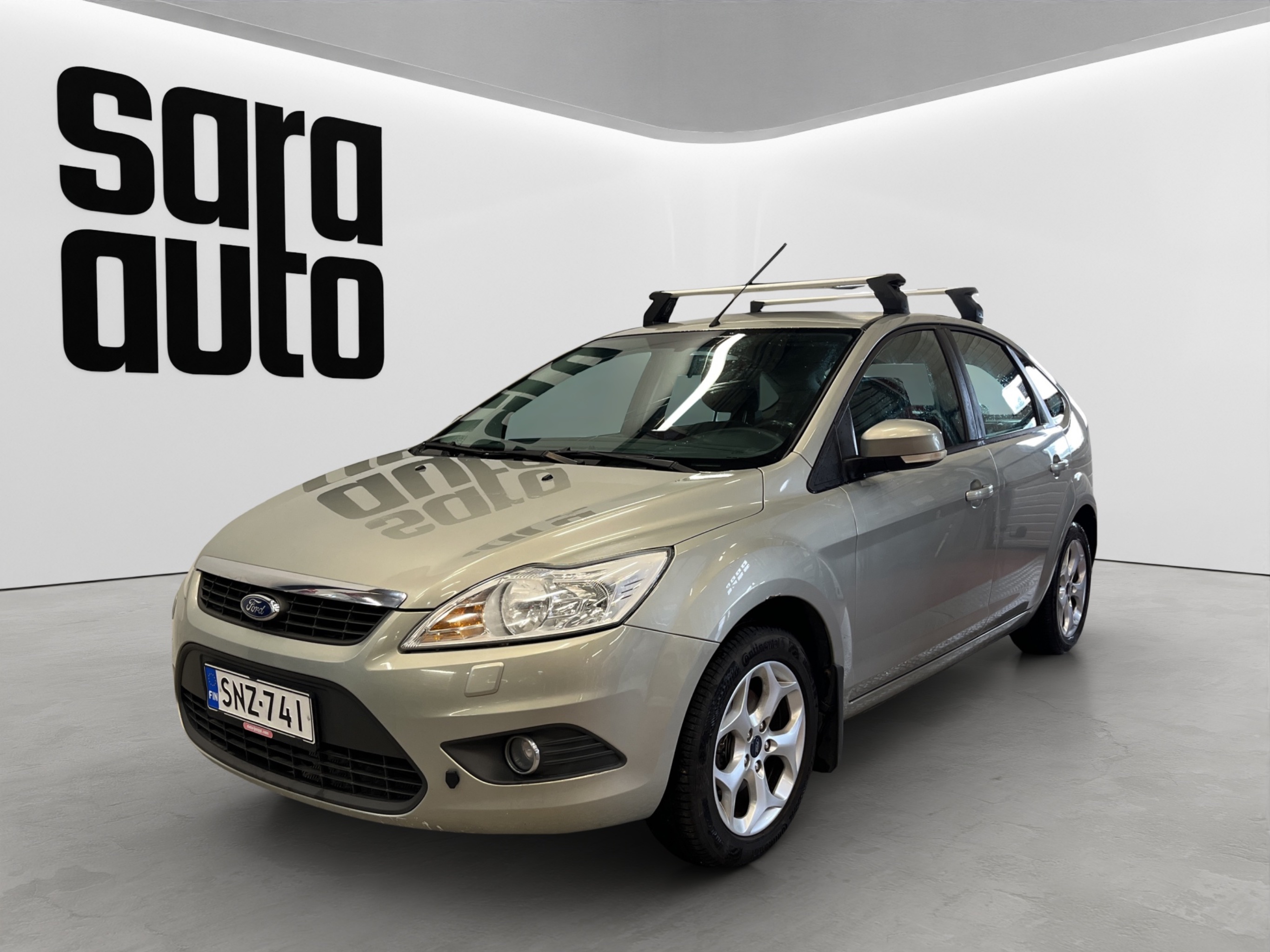 Ford Focus 2010 – kuva 8