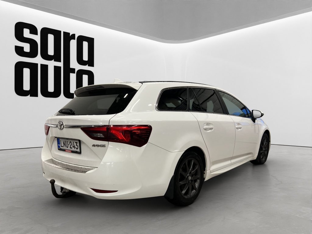 Toyota Avensis kuva 3