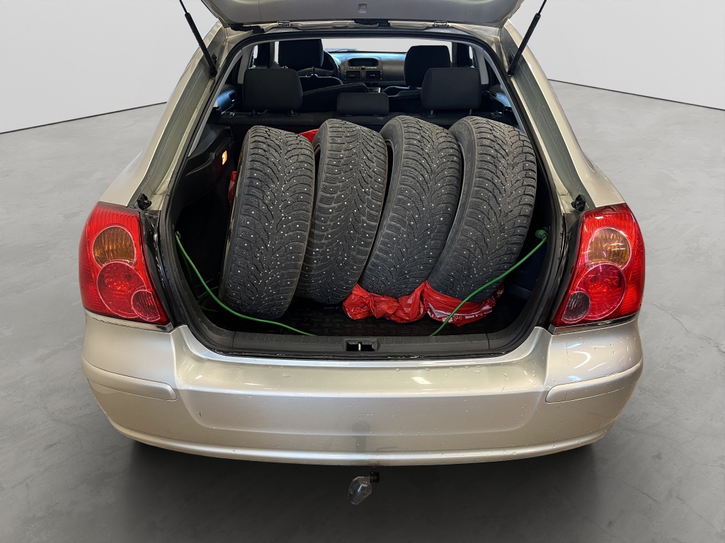 Toyota Avensis kuva 21