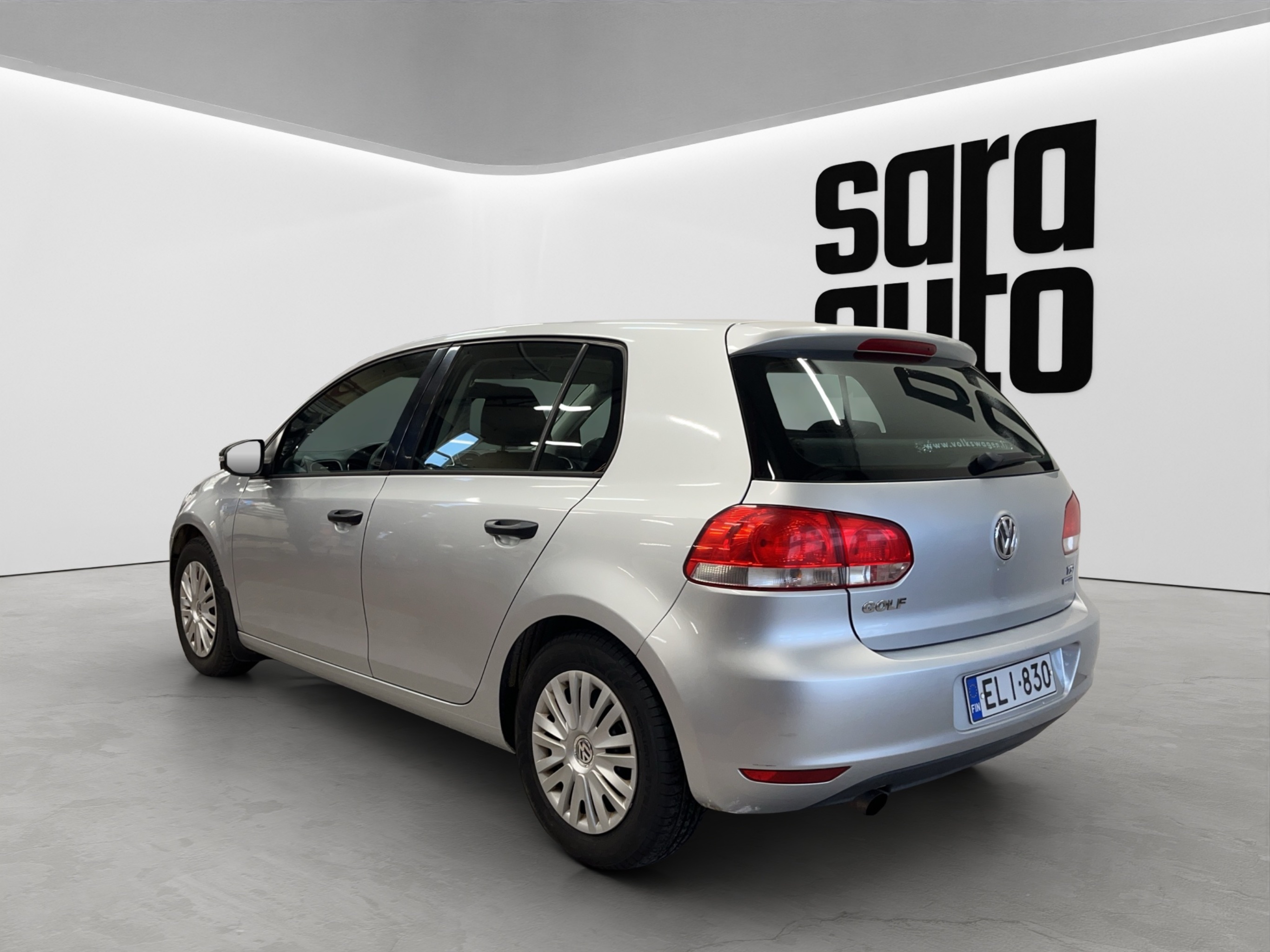 Volkswagen Golf 2010 – kuva 6