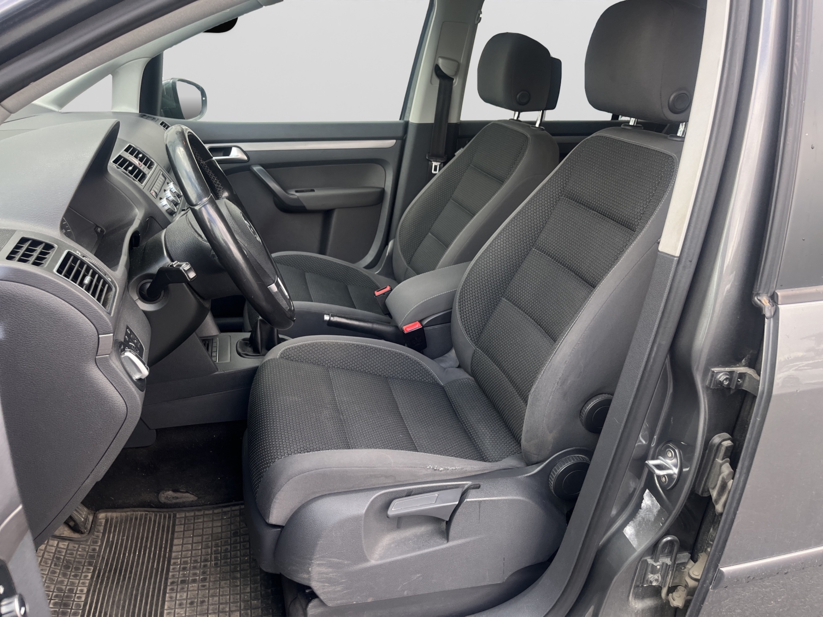 Volkswagen Touran kuva 8