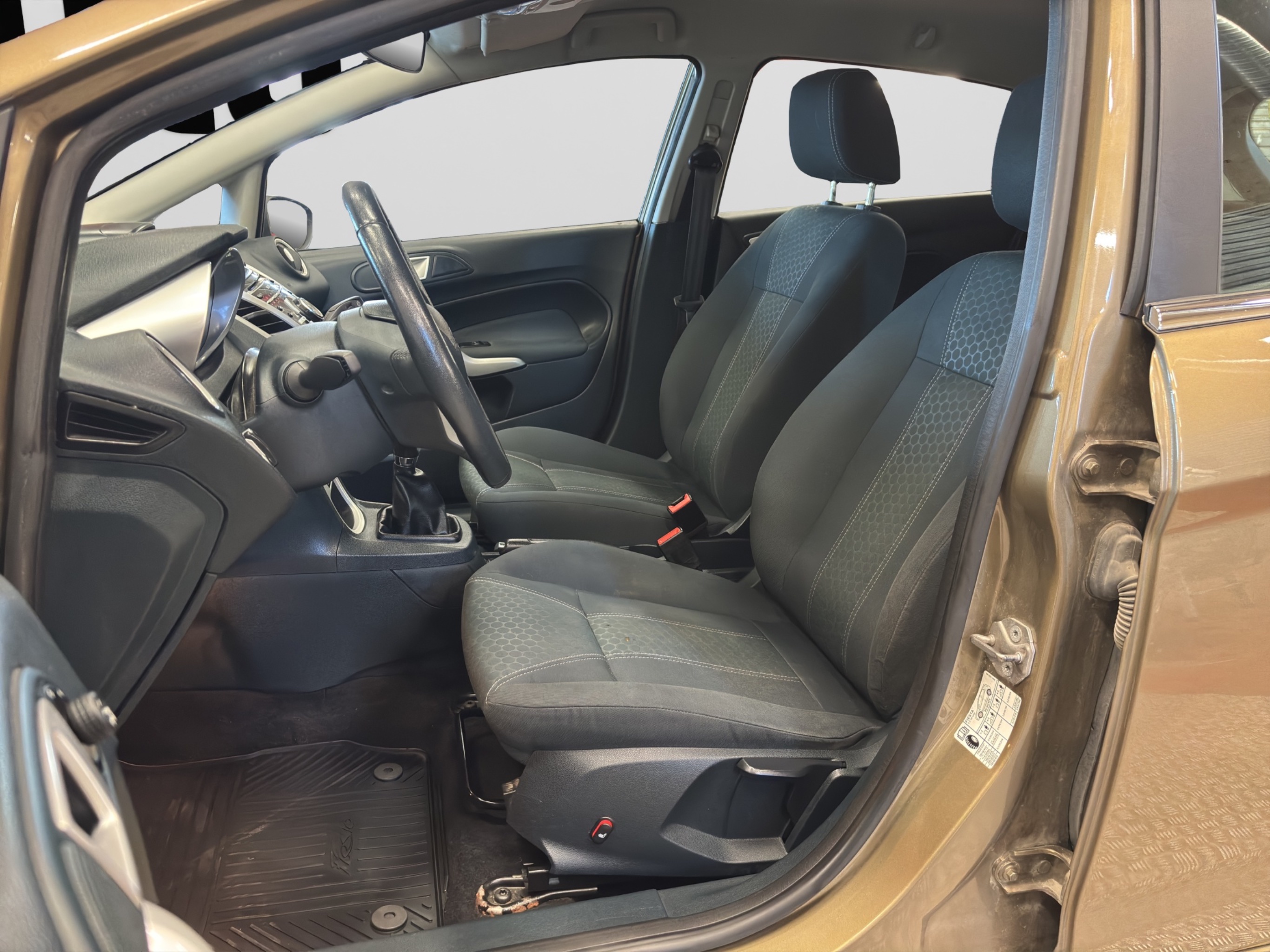 Ford Fiesta 2011 – kuva 11