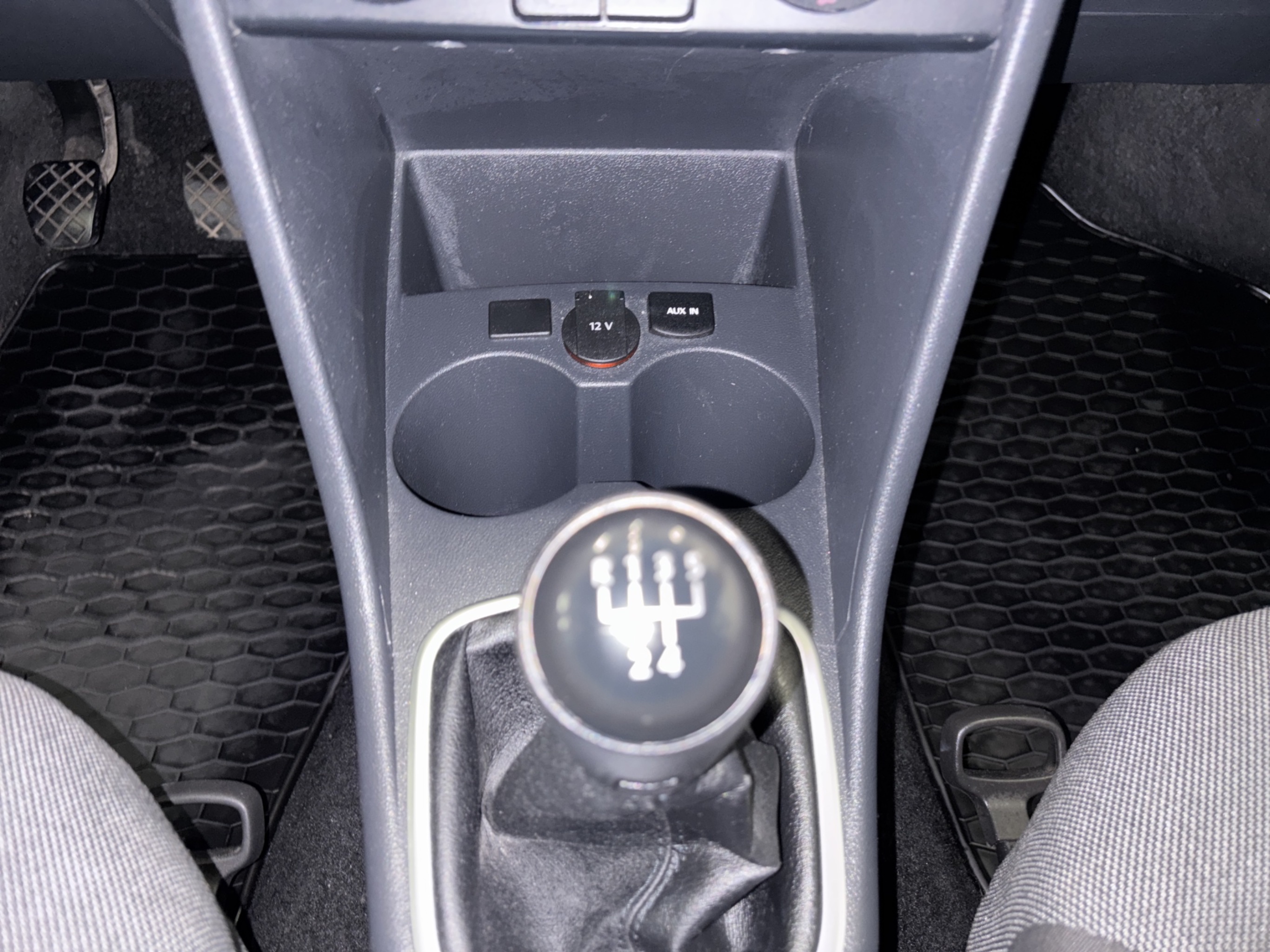 Volkswagen Polo 2012 – kuva 18