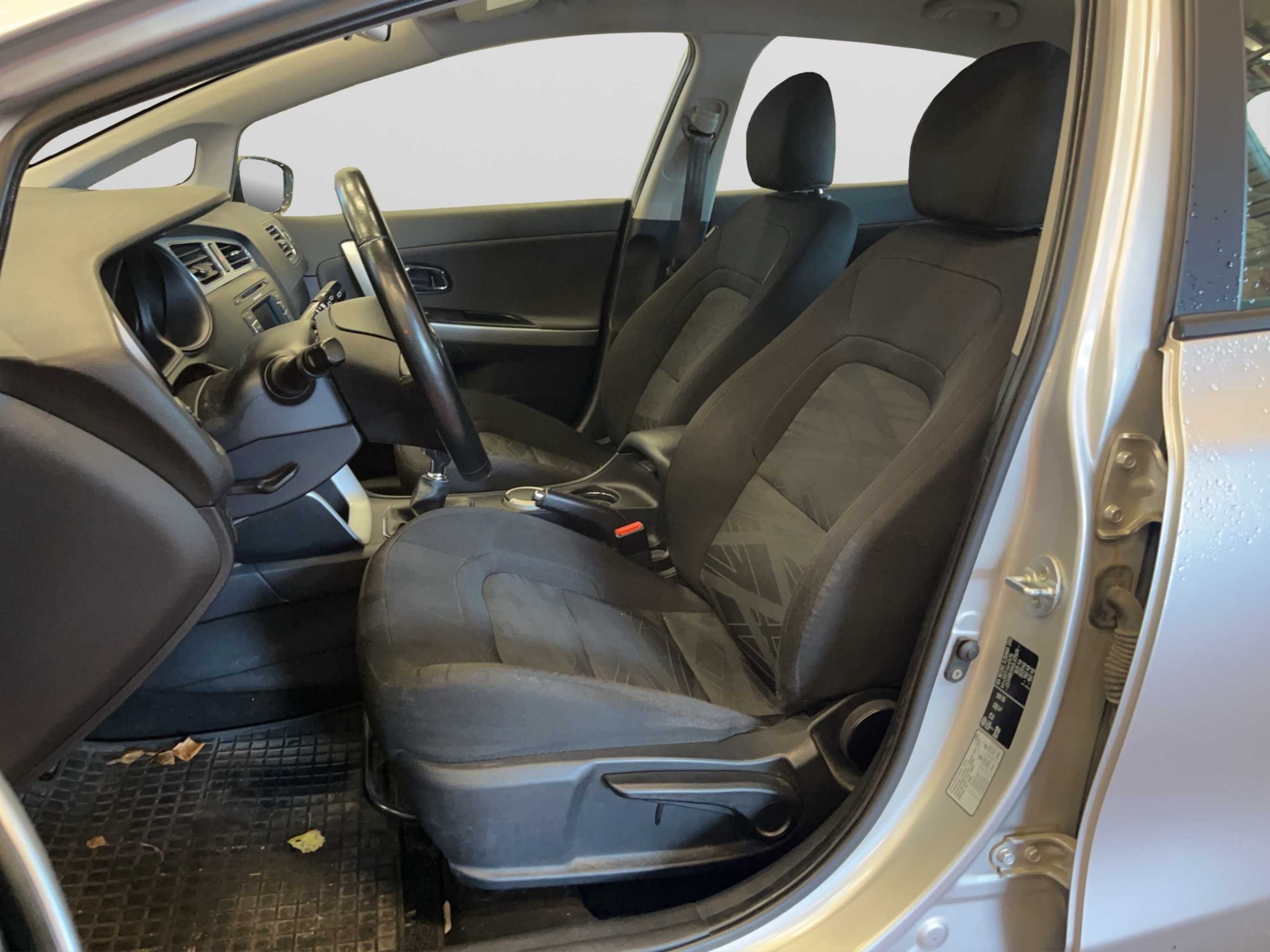 Kia Ceed 2013 – kuva 7