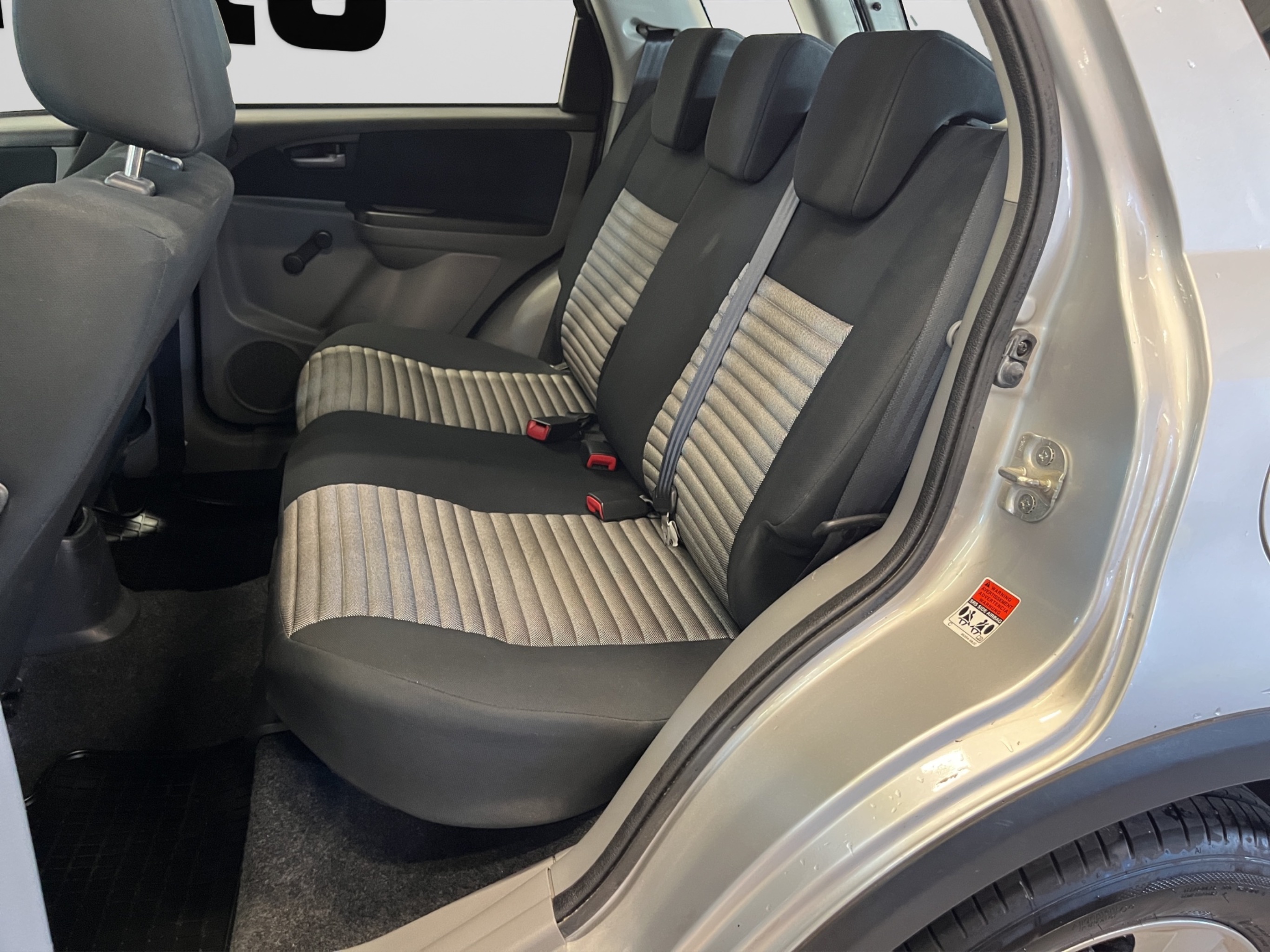 Suzuki SX4 kuva 12