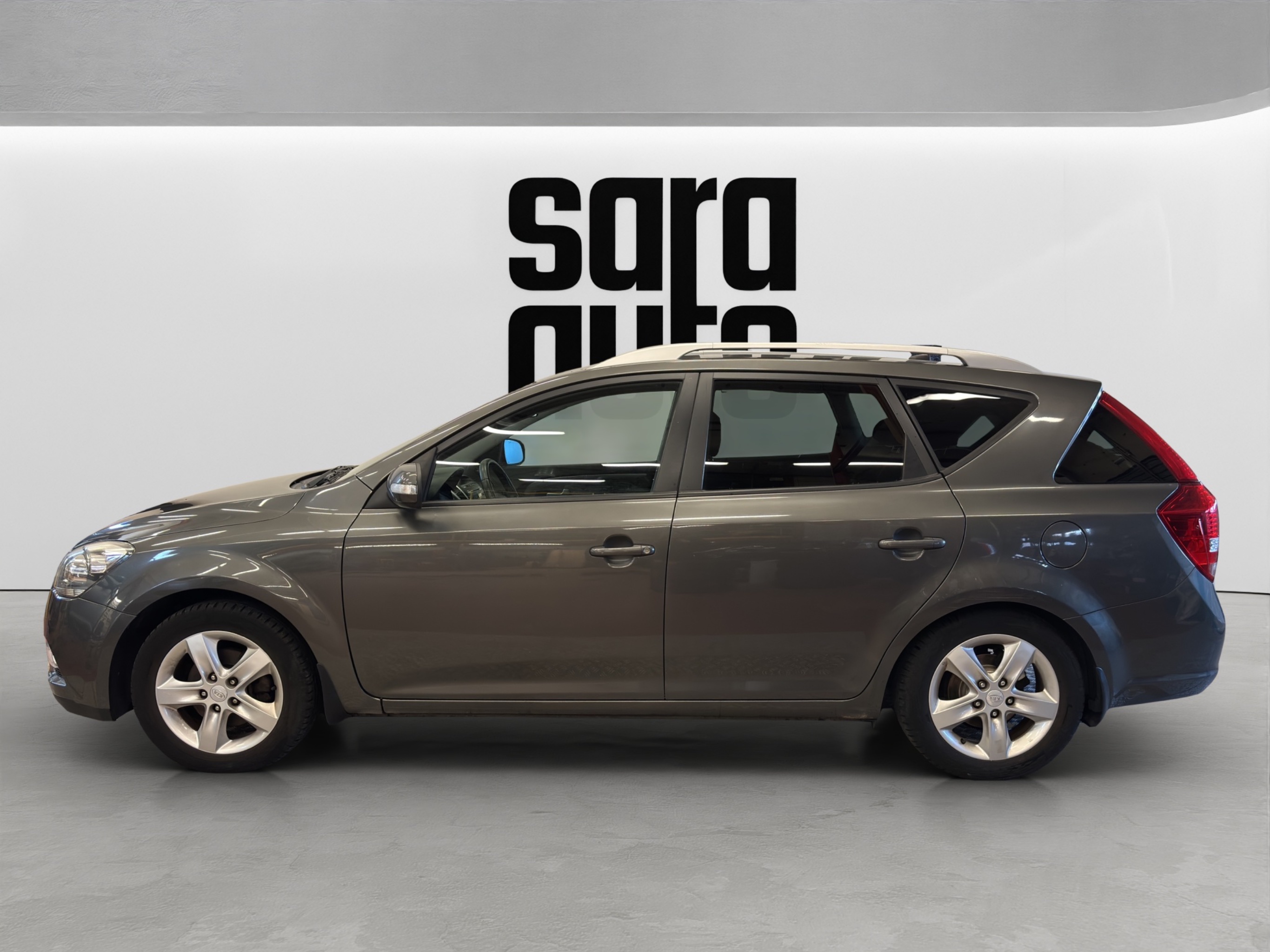 Kia Ceed 2011 – kuva 7