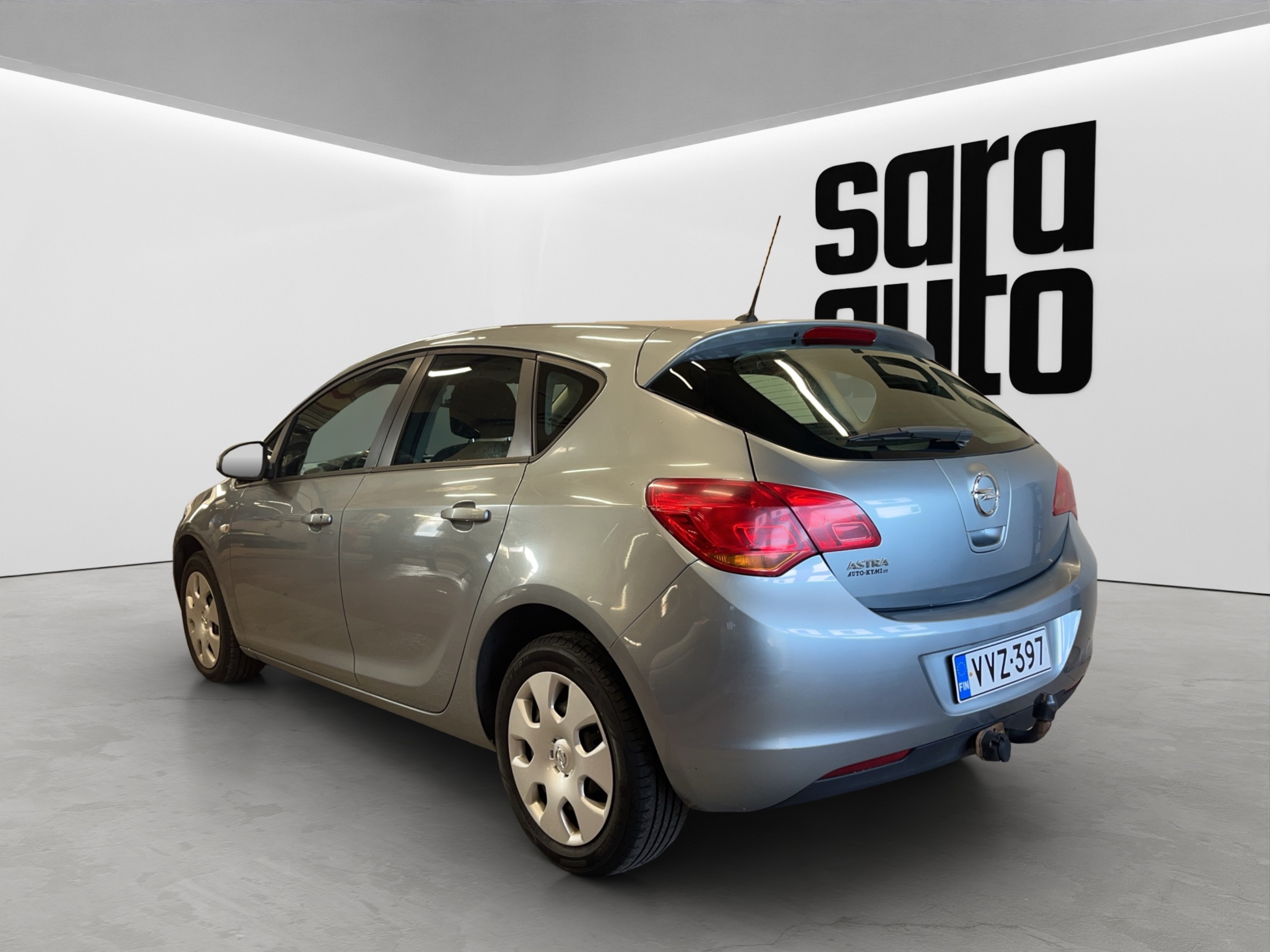 Opel Astra 2011 – kuva 6