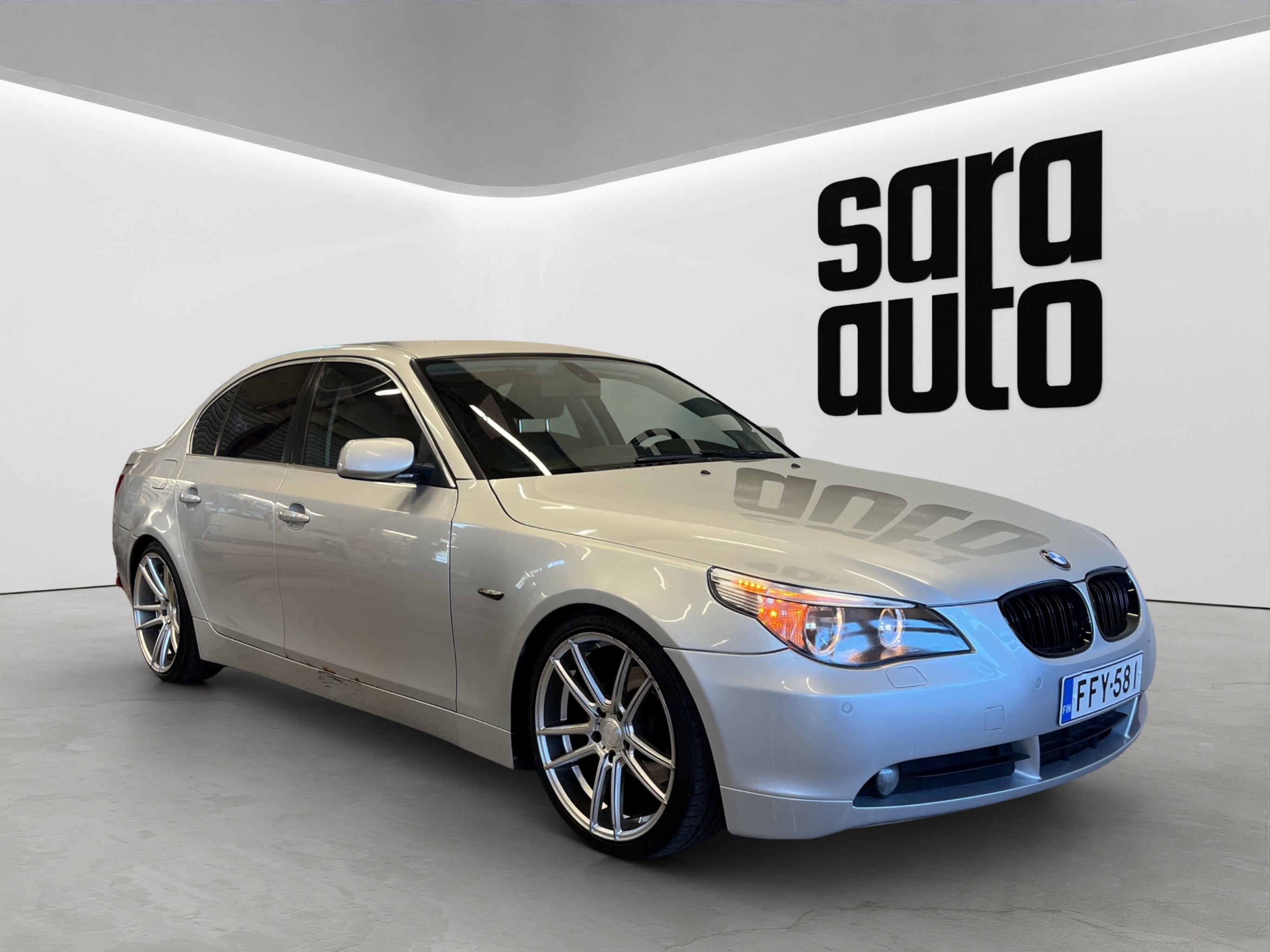 BMW 520