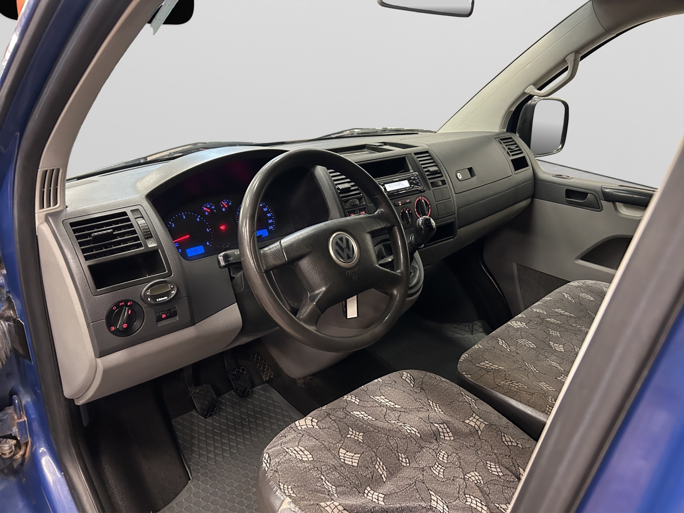 Volkswagen Transporter 2005 – kuva 13