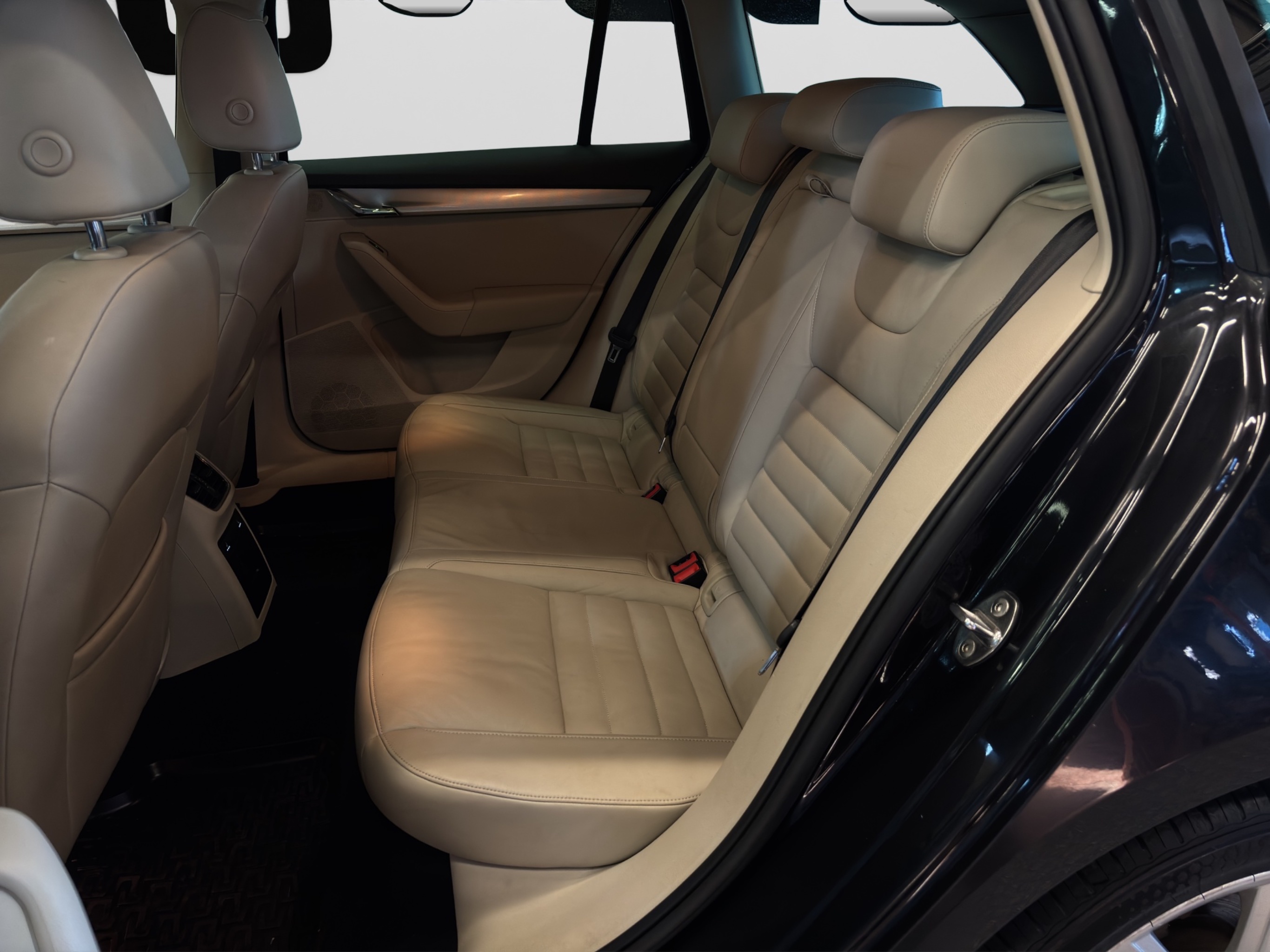 Skoda Octavia 2014 – kuva 14