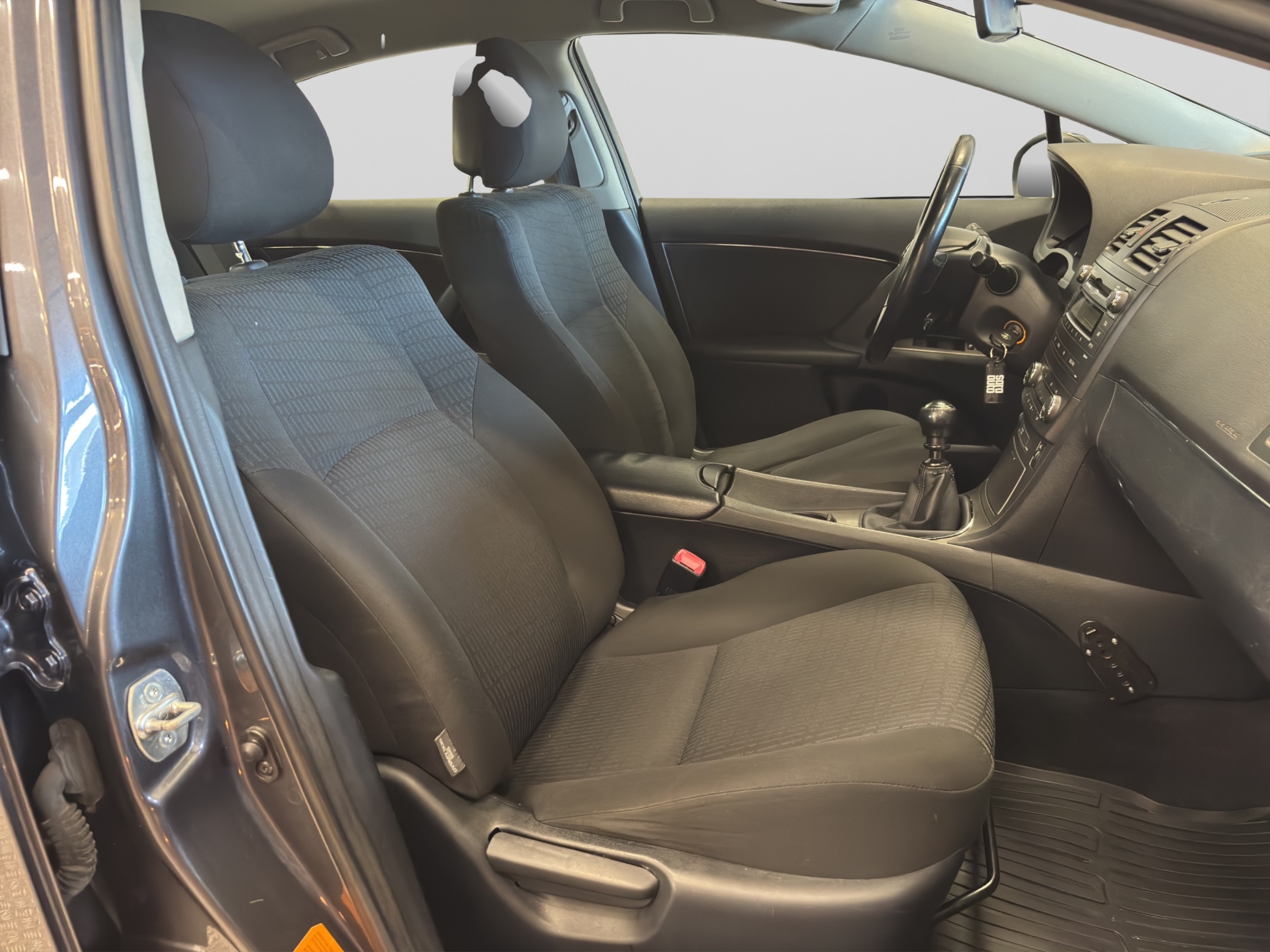 Toyota Avensis 2009 – kuva 13