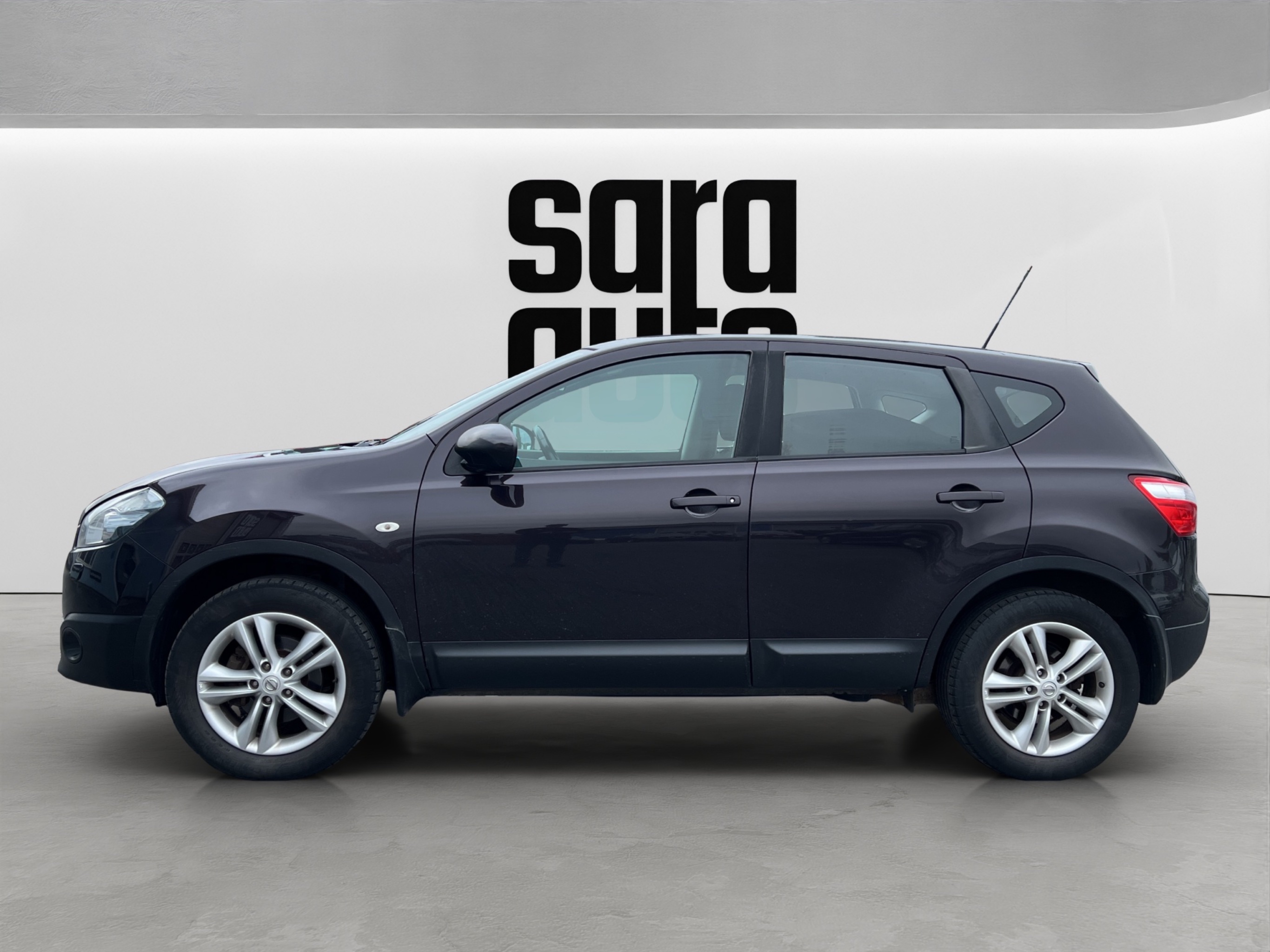 Nissan Qashqai 2011 – kuva 7