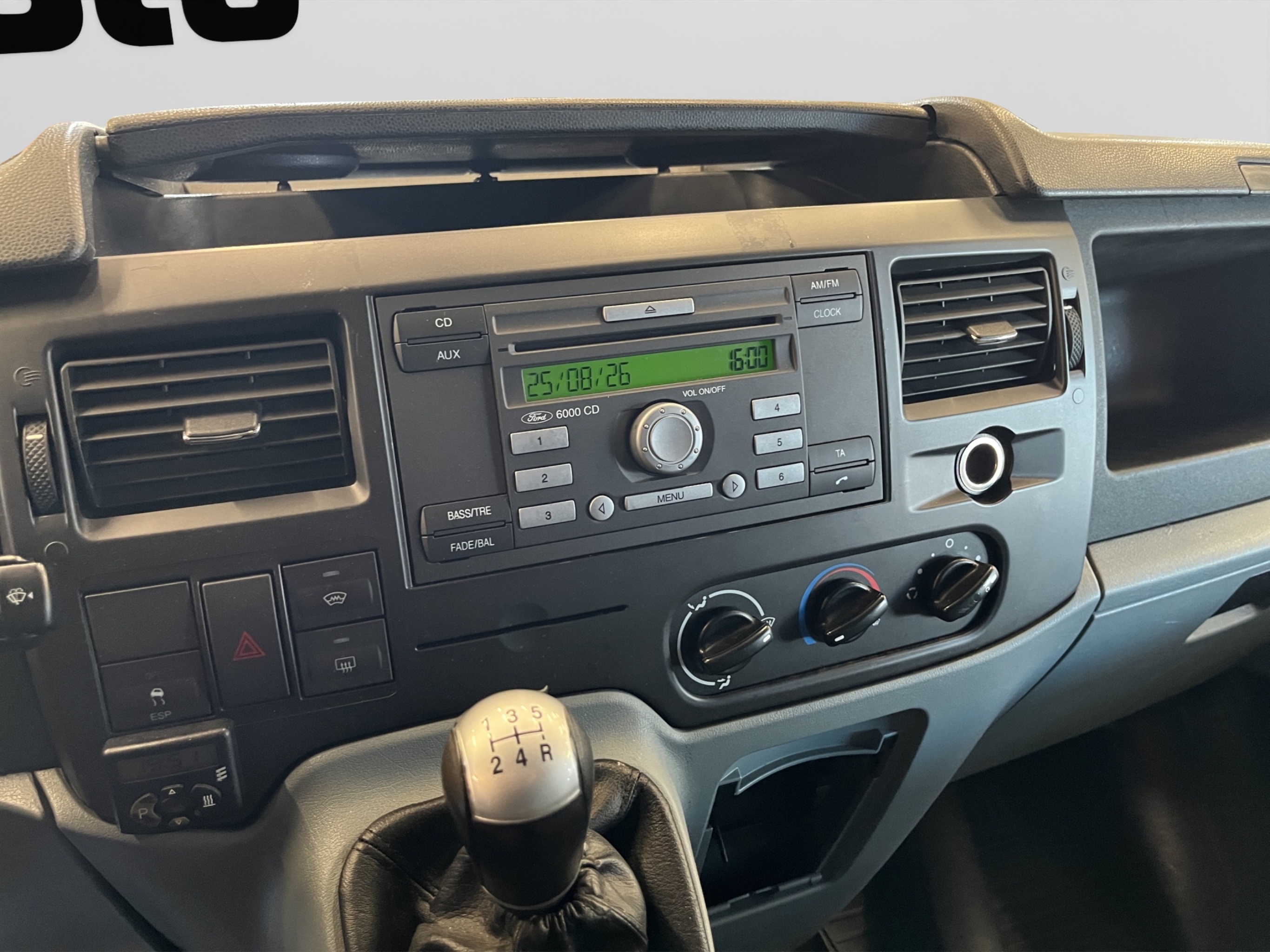 Ford Transit 2008 – kuva 17