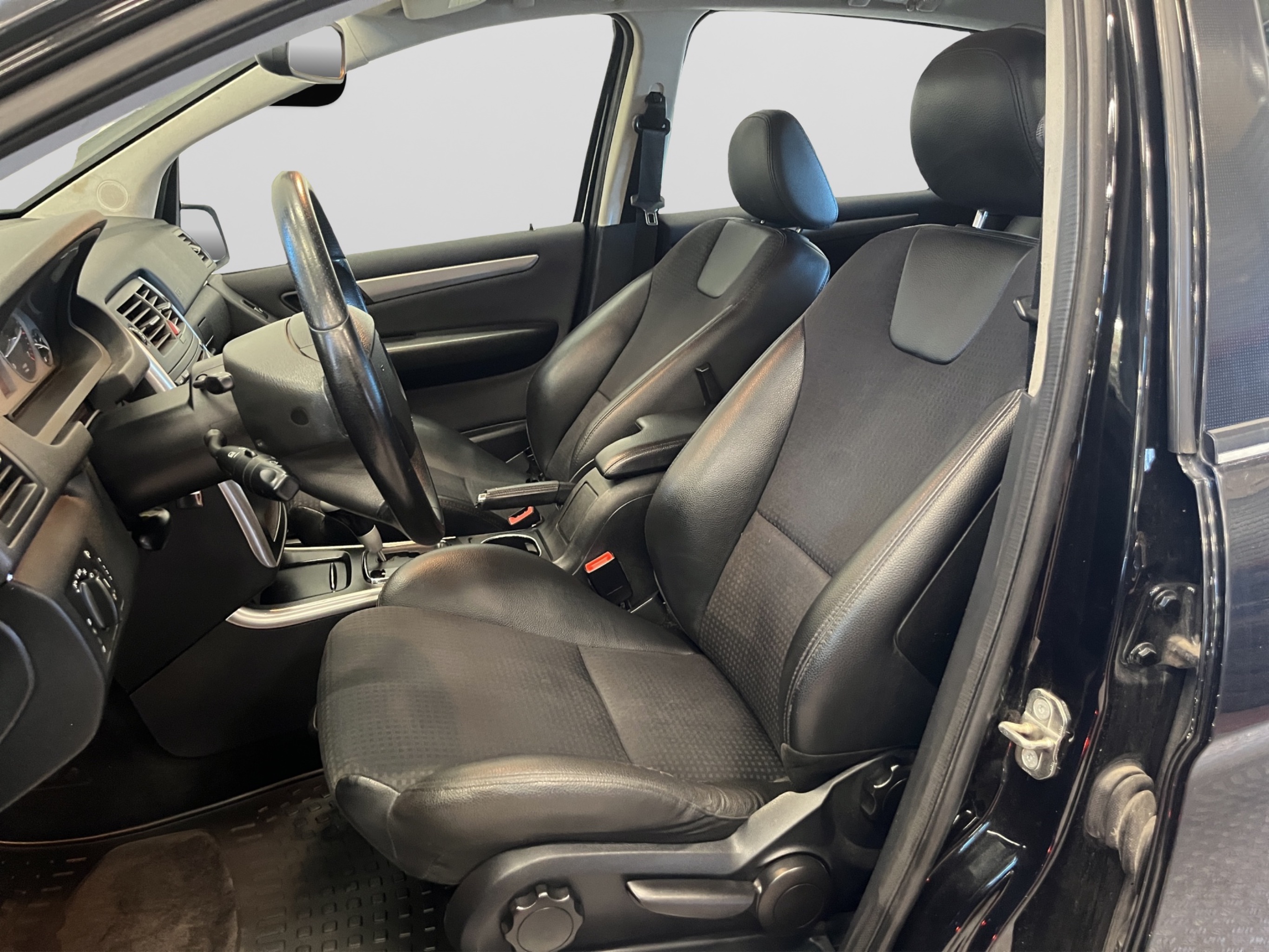Mercedes-Benz B kuva 11