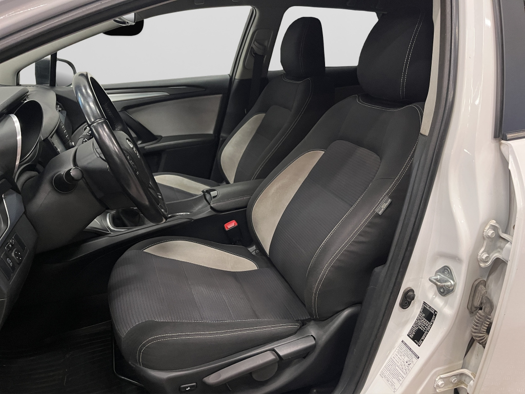 Toyota Avensis kuva 11