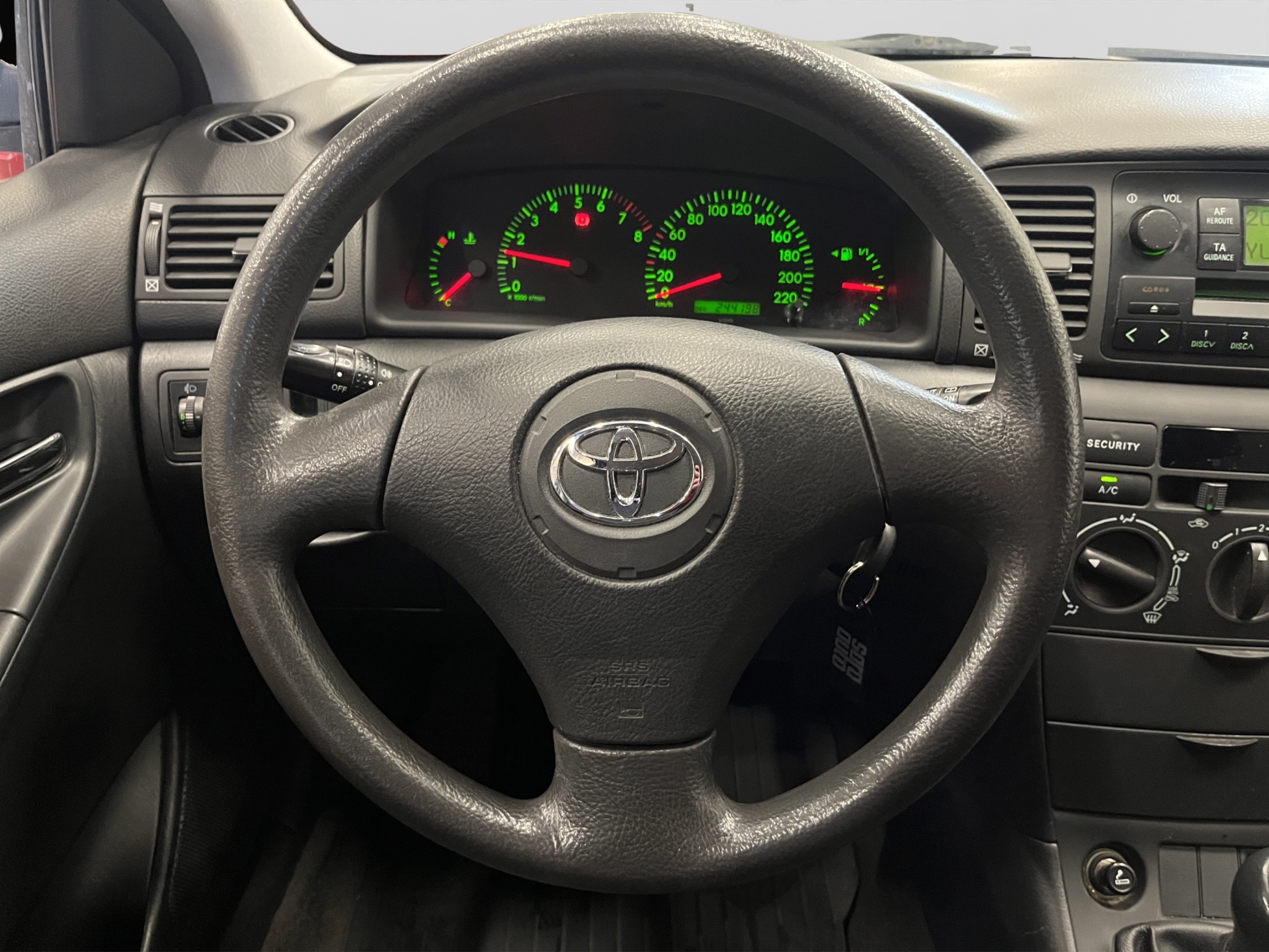 Toyota Corolla 2004 – kuva 18