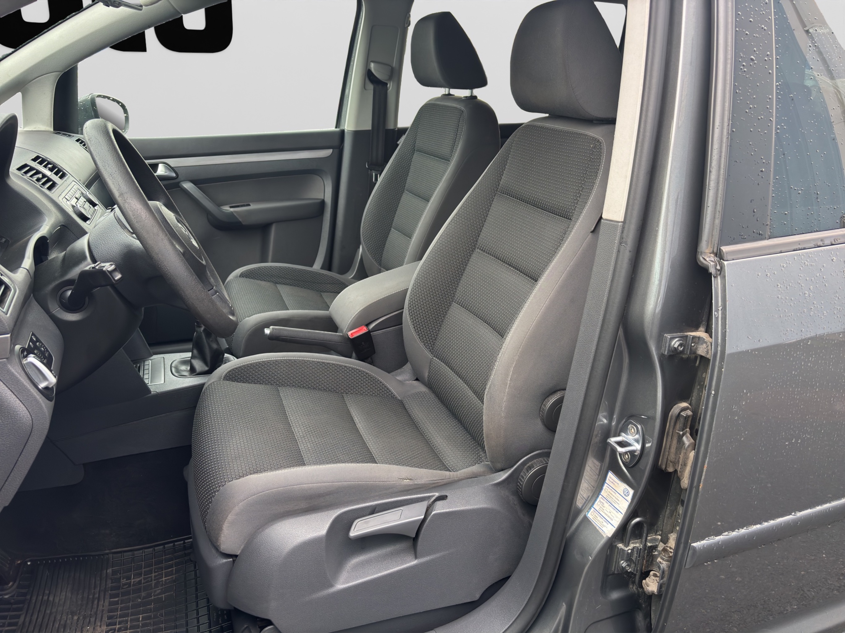 Volkswagen Touran 2012 – kuva 11