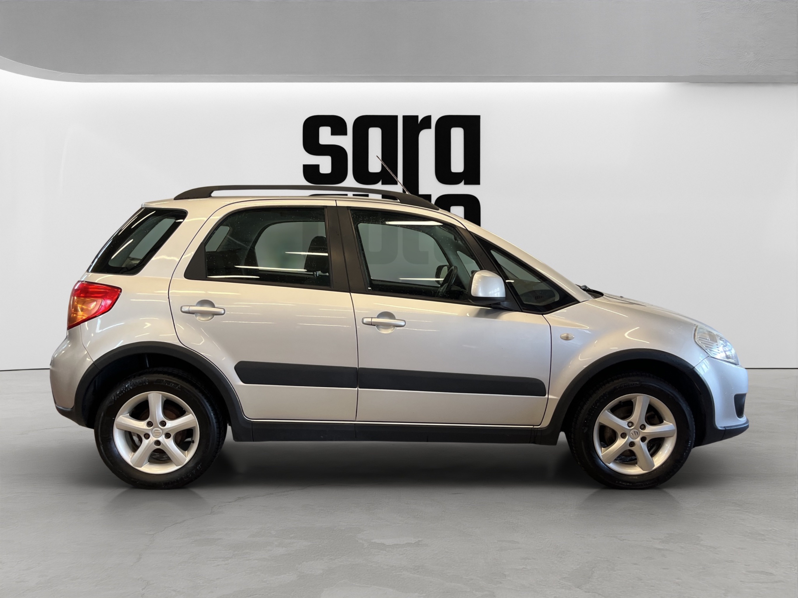 Suzuki SX4 kuva 2