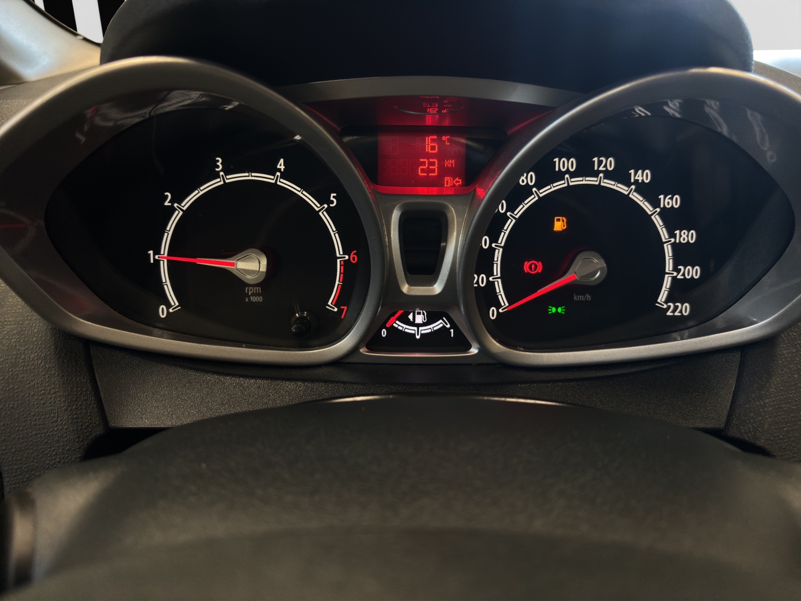 Ford Fiesta 2011 – kuva 19