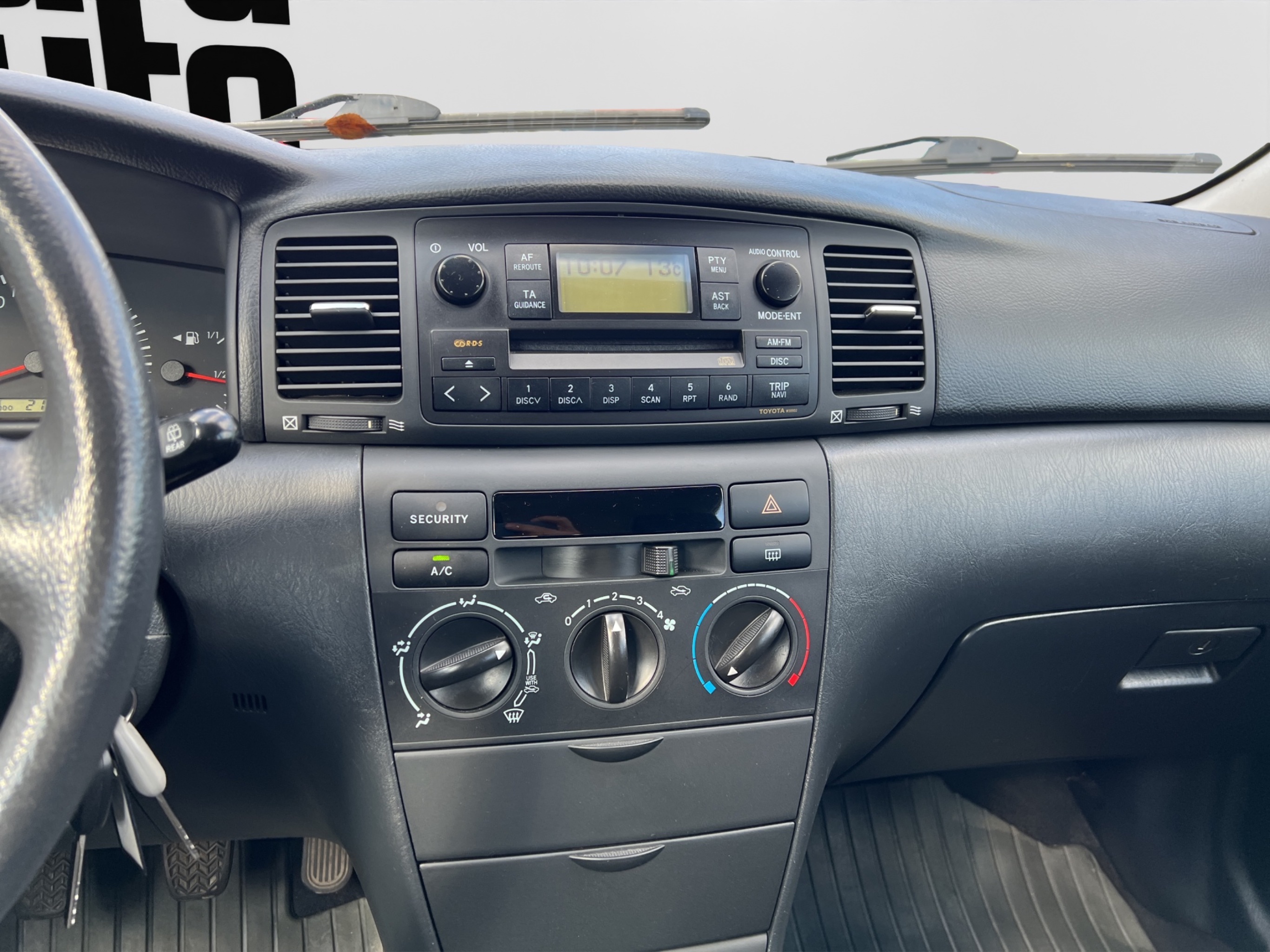 Toyota Corolla 2004 – kuva 14