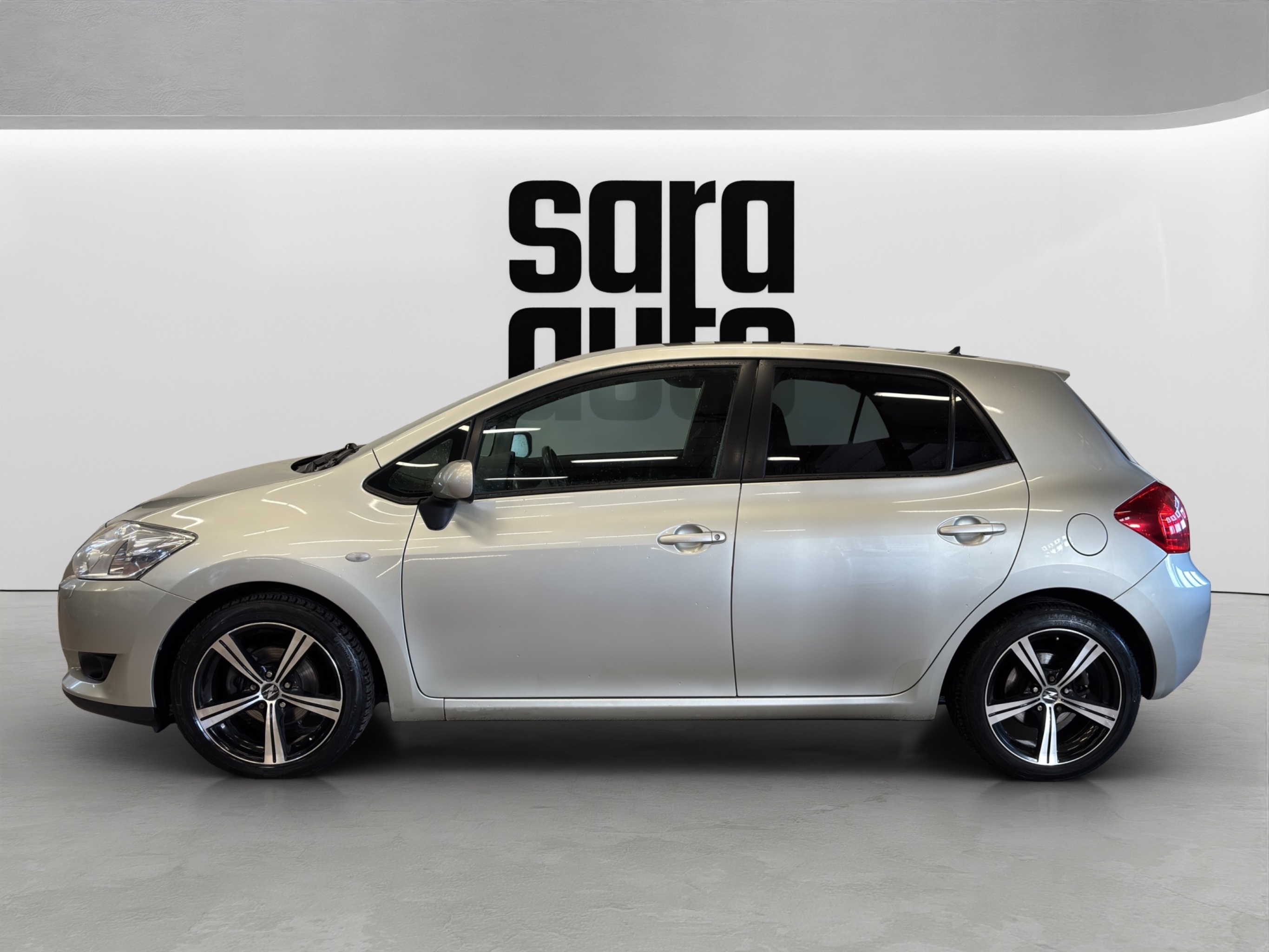 Toyota Auris 2009 – kuva 7