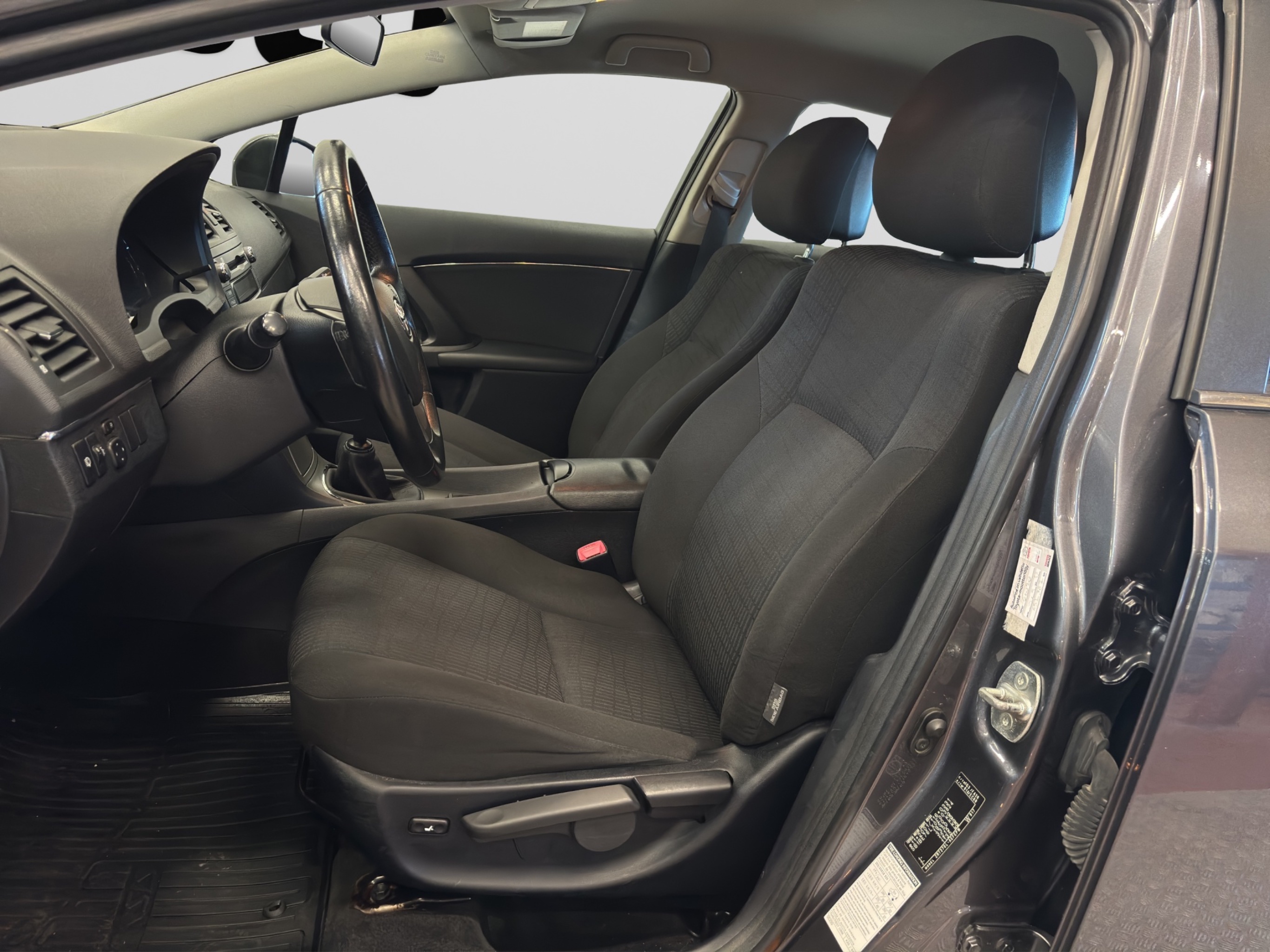 Toyota Avensis 2009 – kuva 11