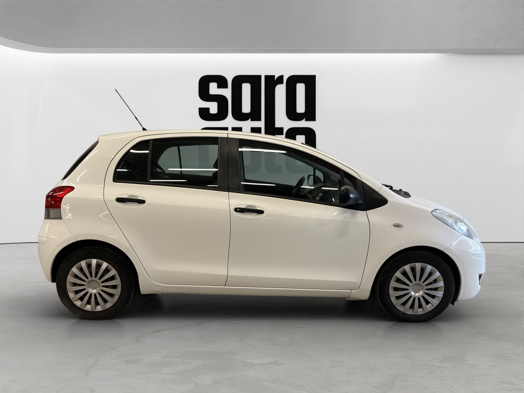 Toyota Yaris kuva 2
