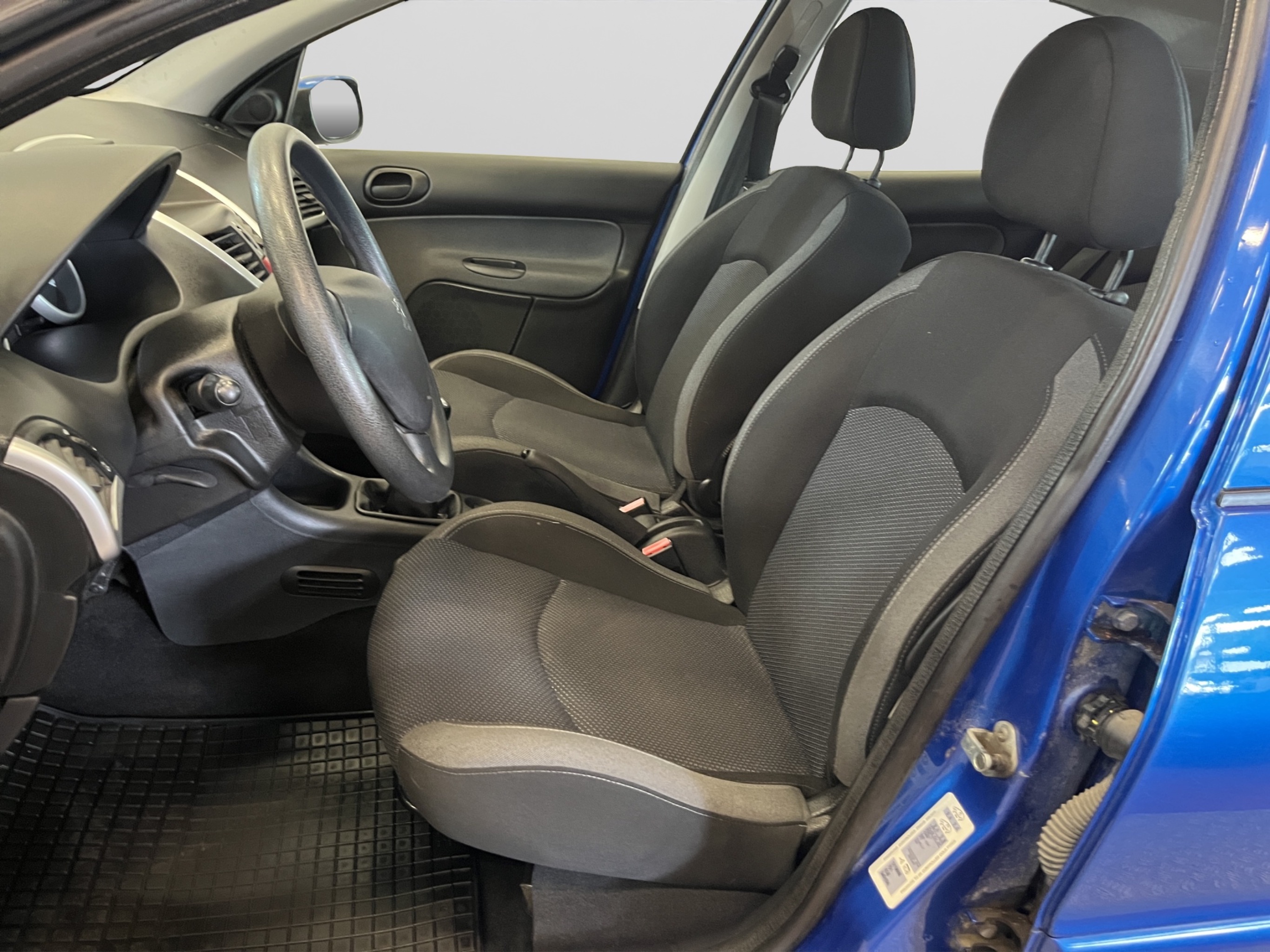 Peugeot 206+ 2010 – kuva 11