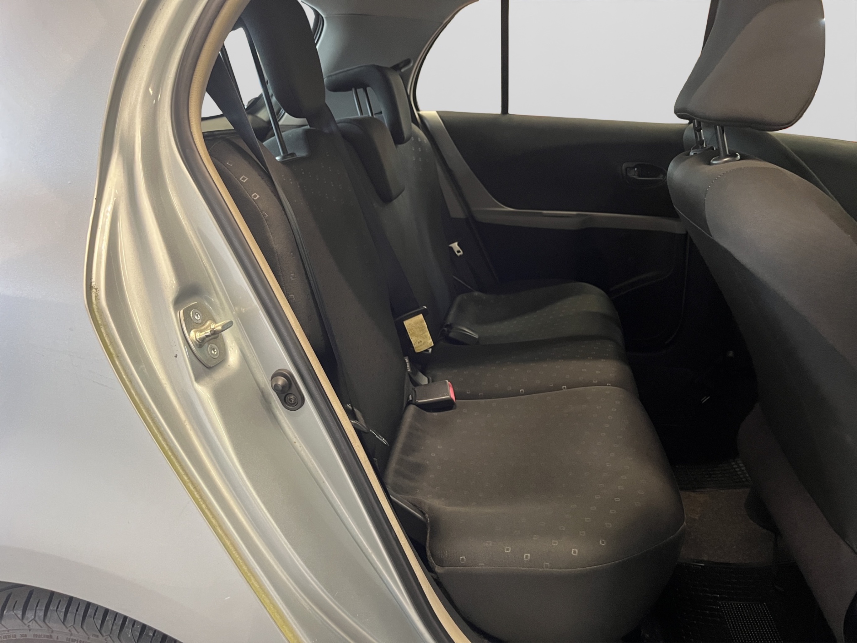 Toyota Yaris 2006 – kuva 10