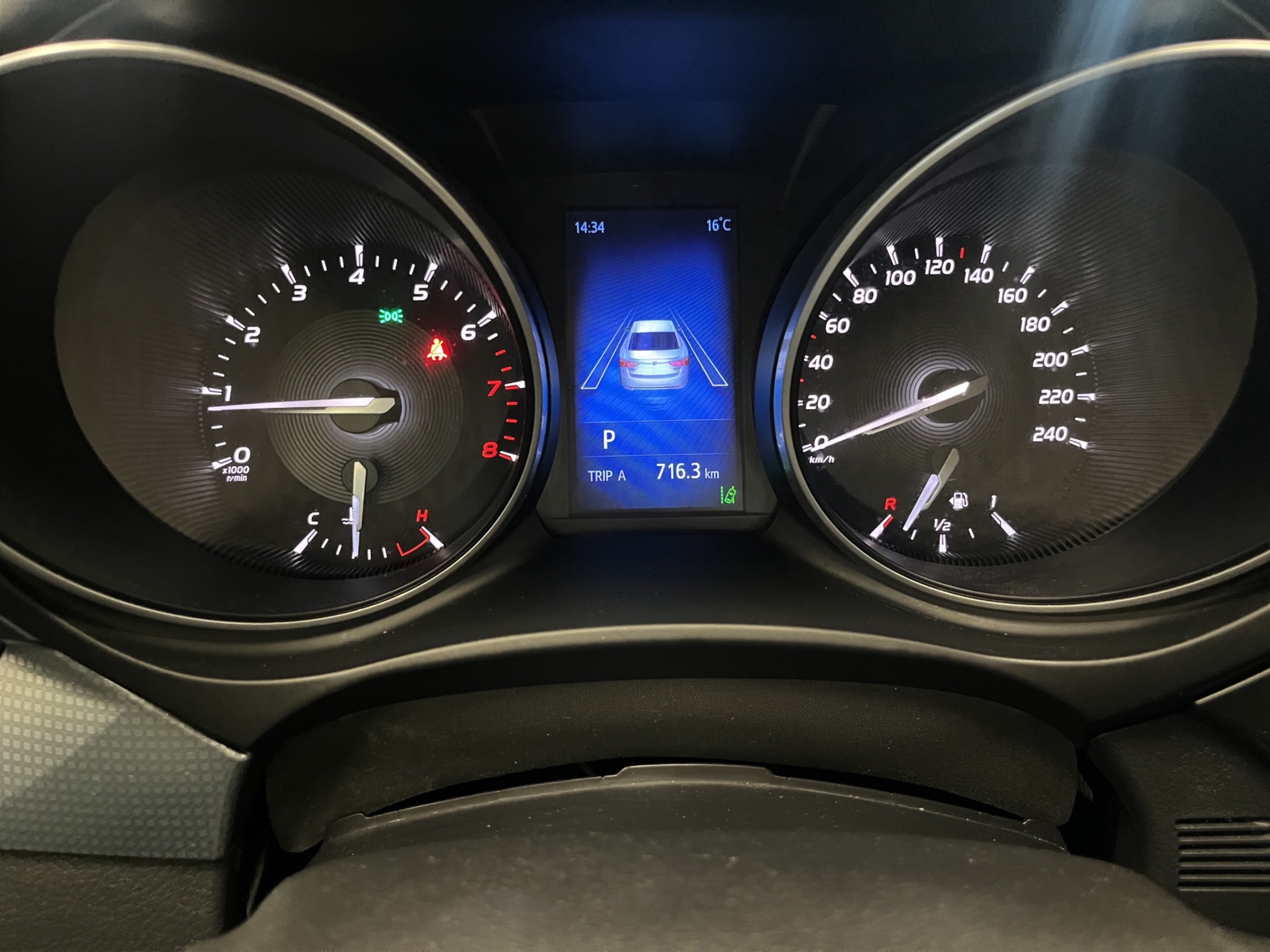 Toyota Avensis 2016 – kuva 20