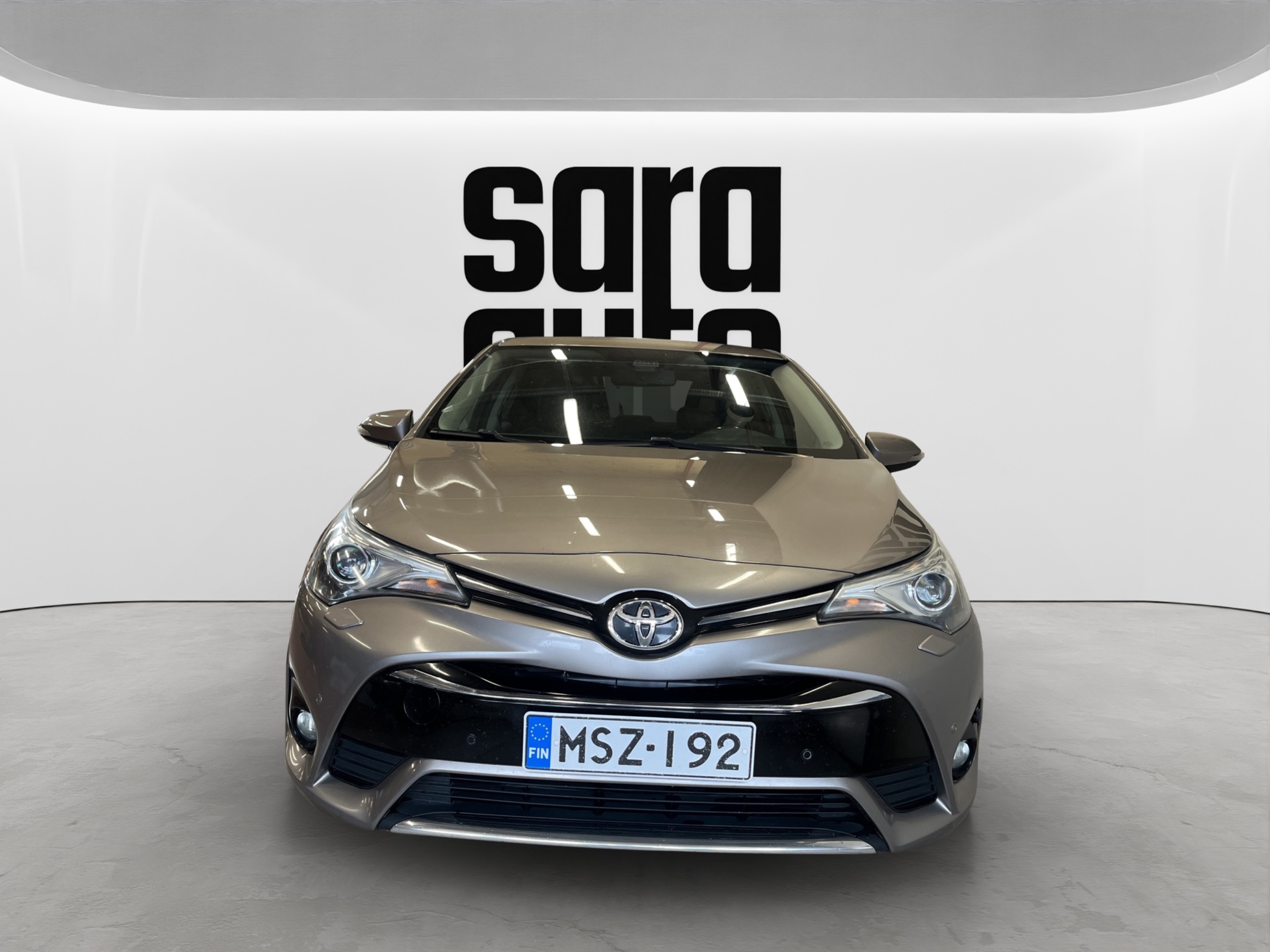 Toyota Avensis 2016 – kuva 9