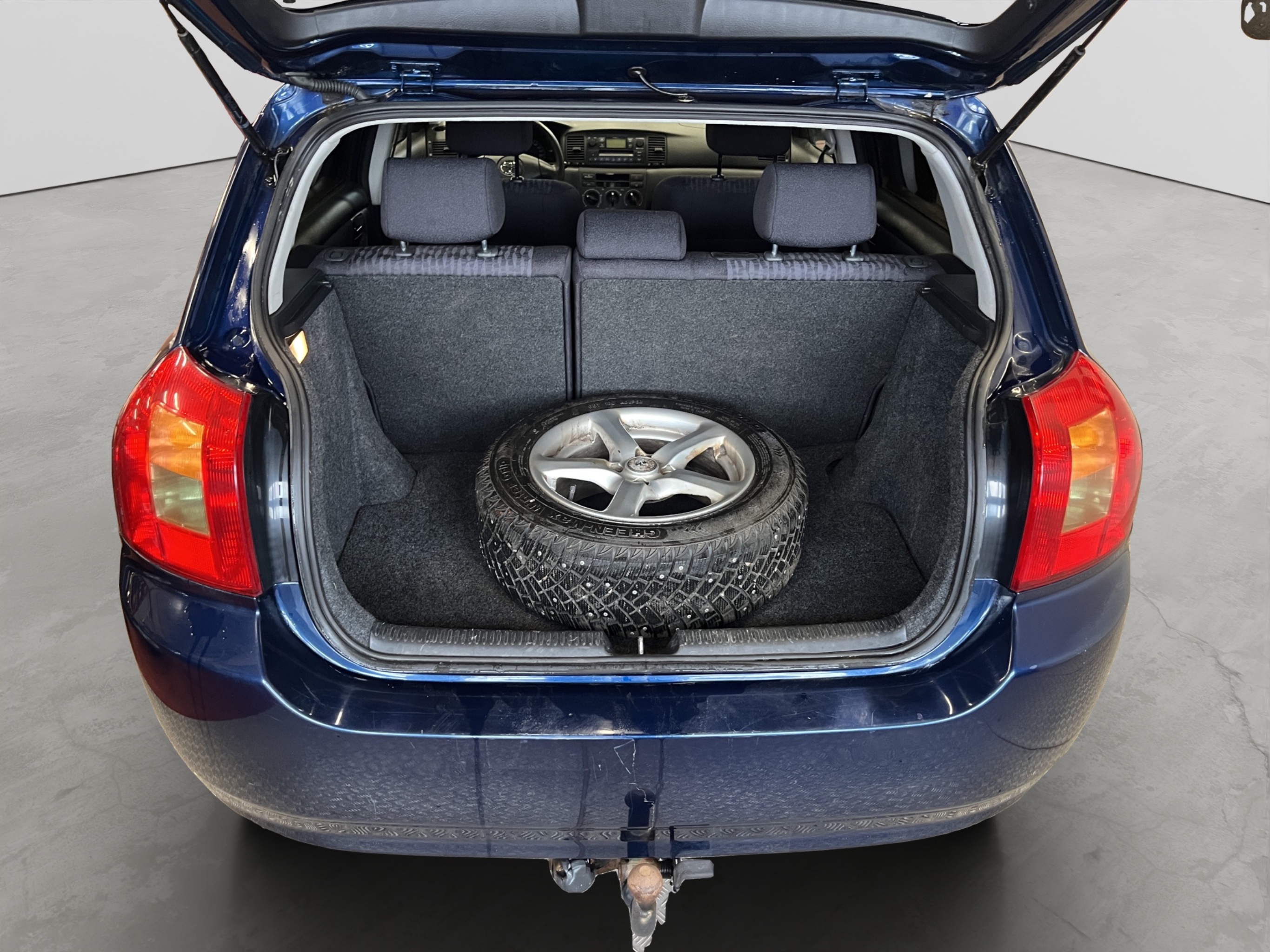 Toyota Corolla 2004 – kuva 20