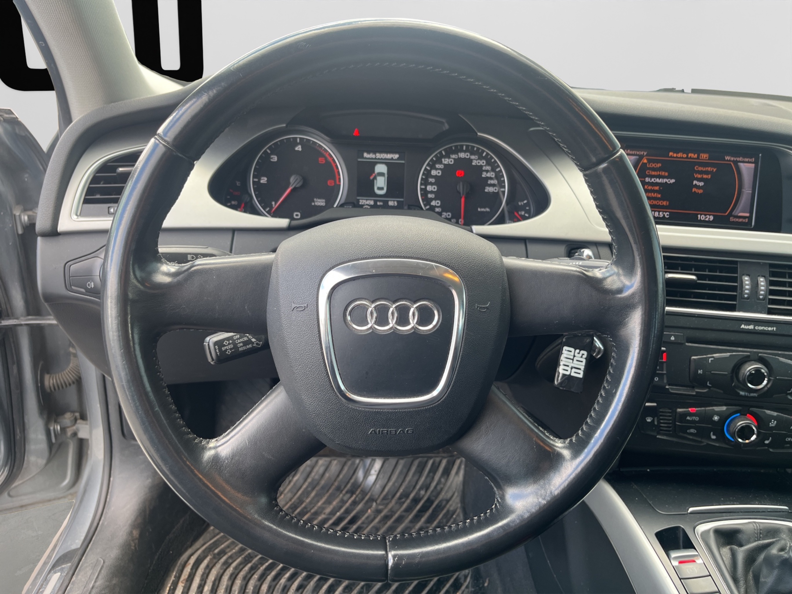 Audi A4 kuva 13