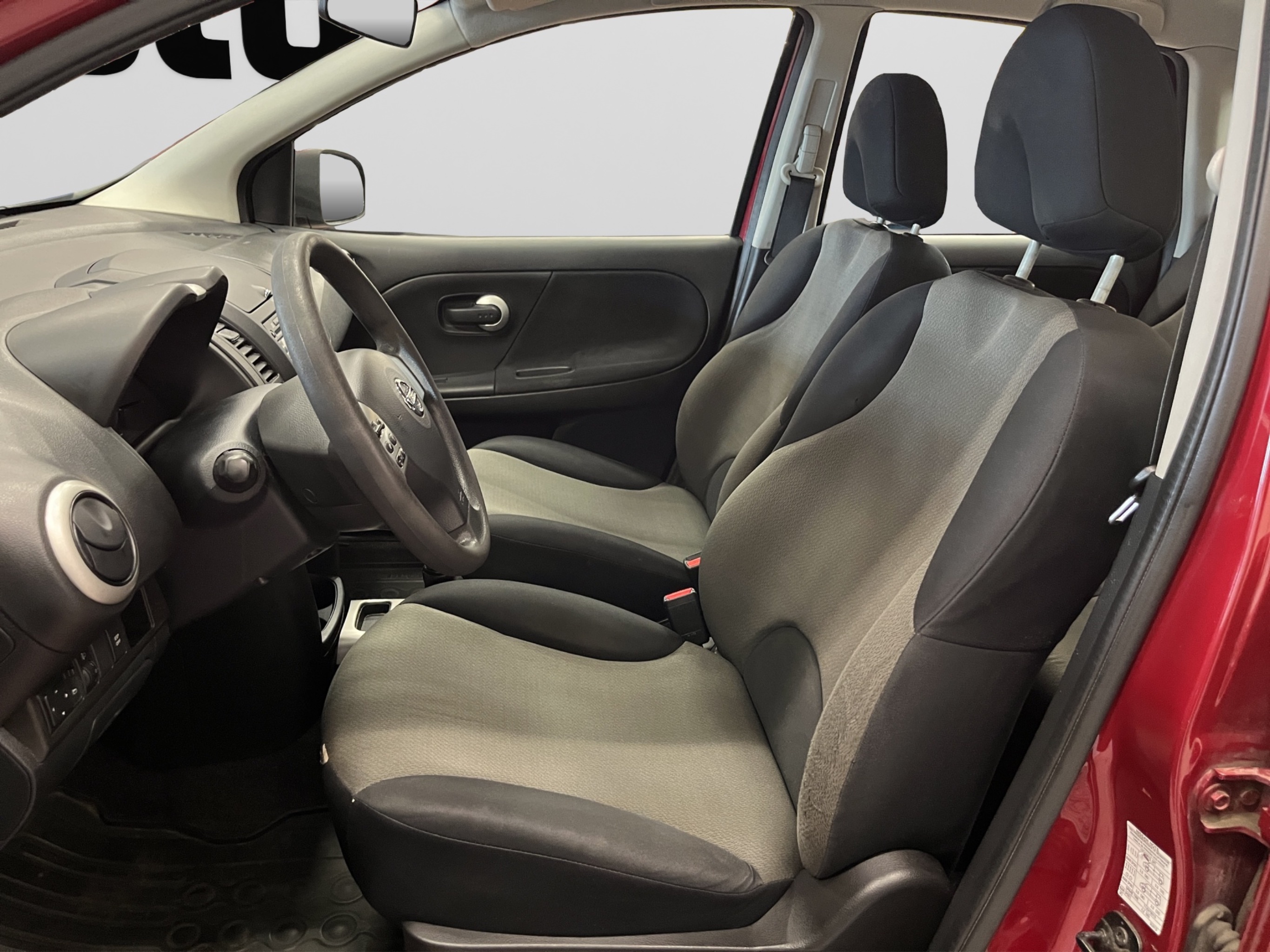 Nissan Note 2012 – kuva 11