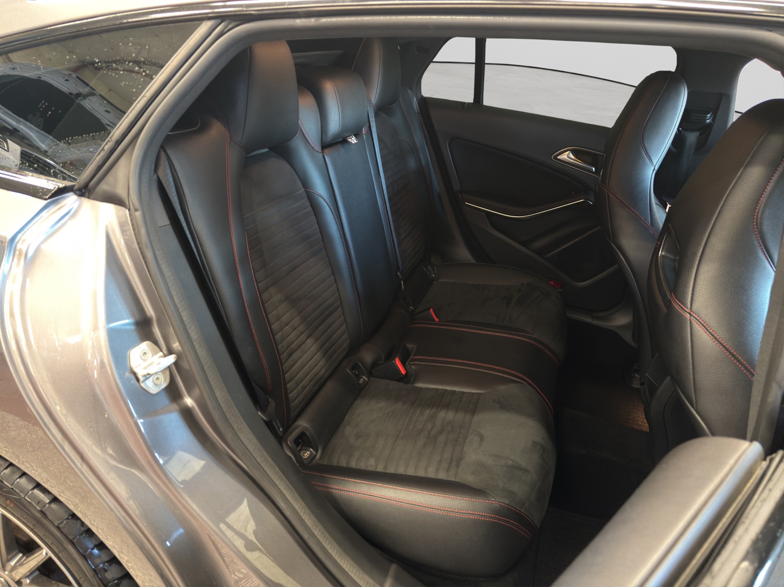 Mercedes-Benz CLA 2016 – kuva 14