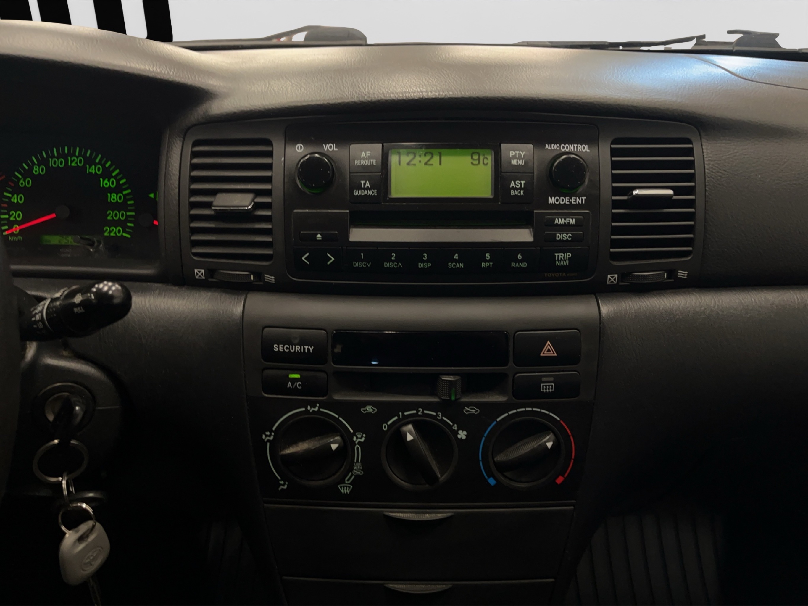 Toyota Corolla 2003 – kuva 17
