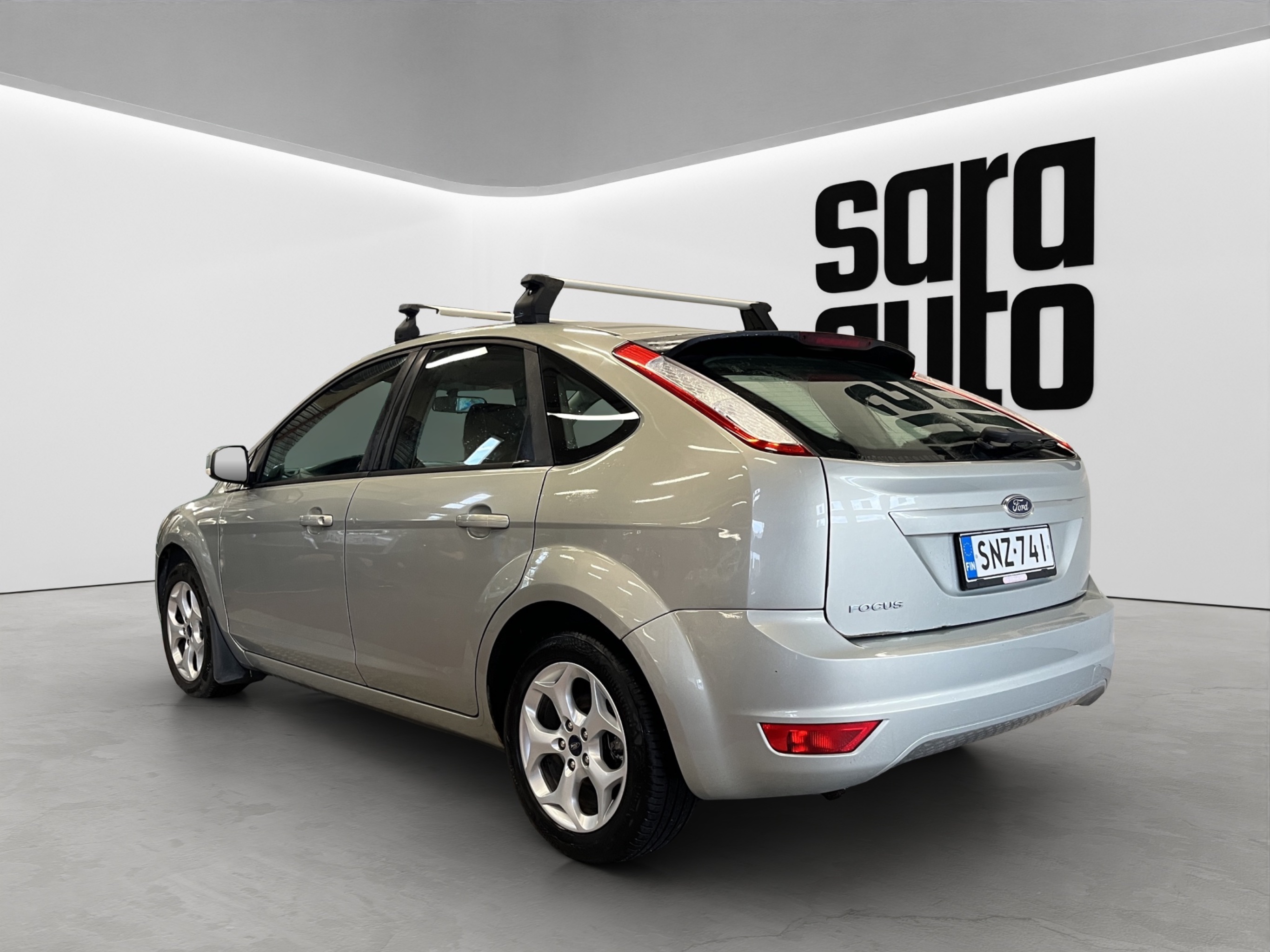 Ford Focus 2010 – kuva 6