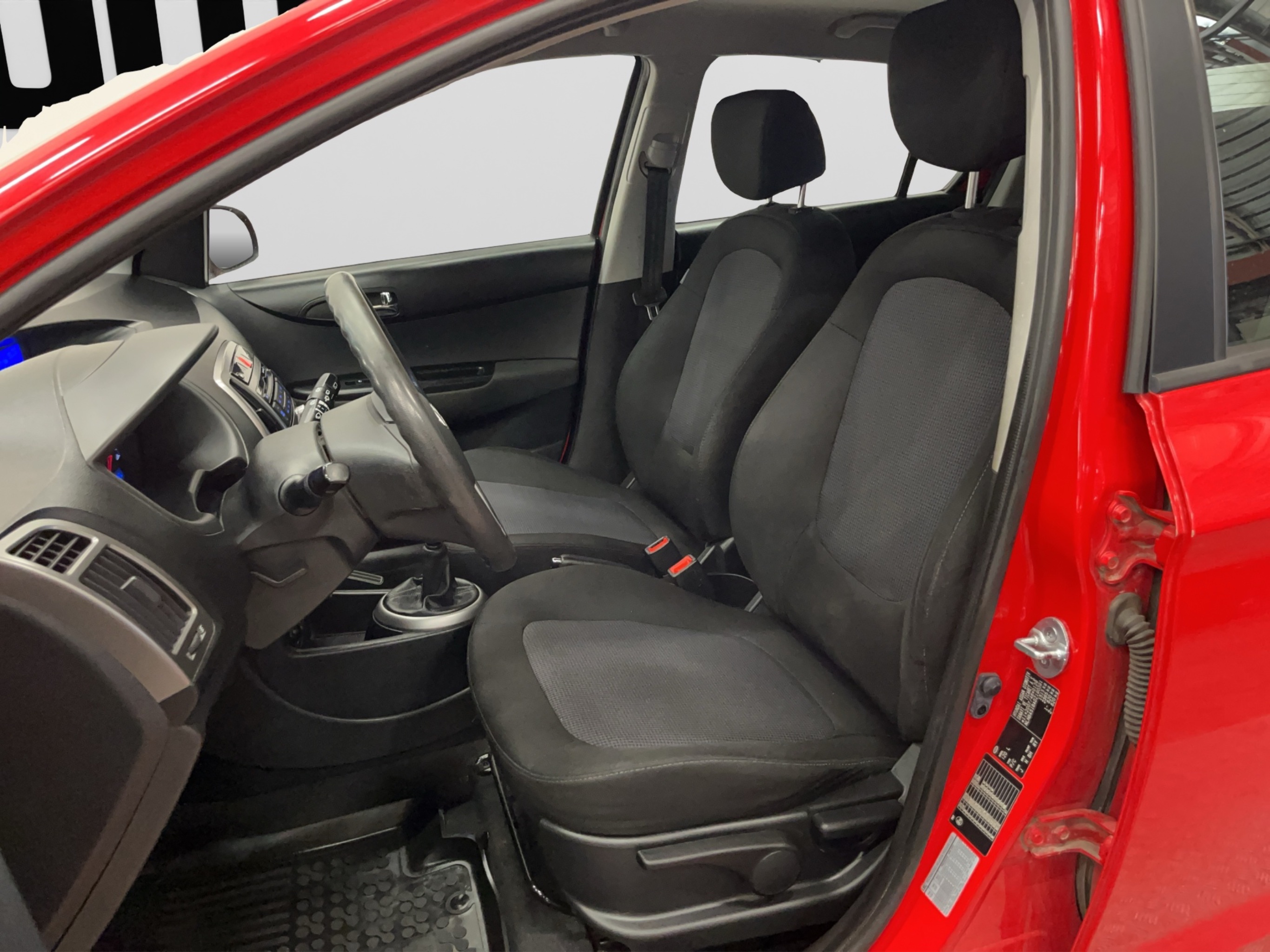 Hyundai i20 2013 – kuva 11