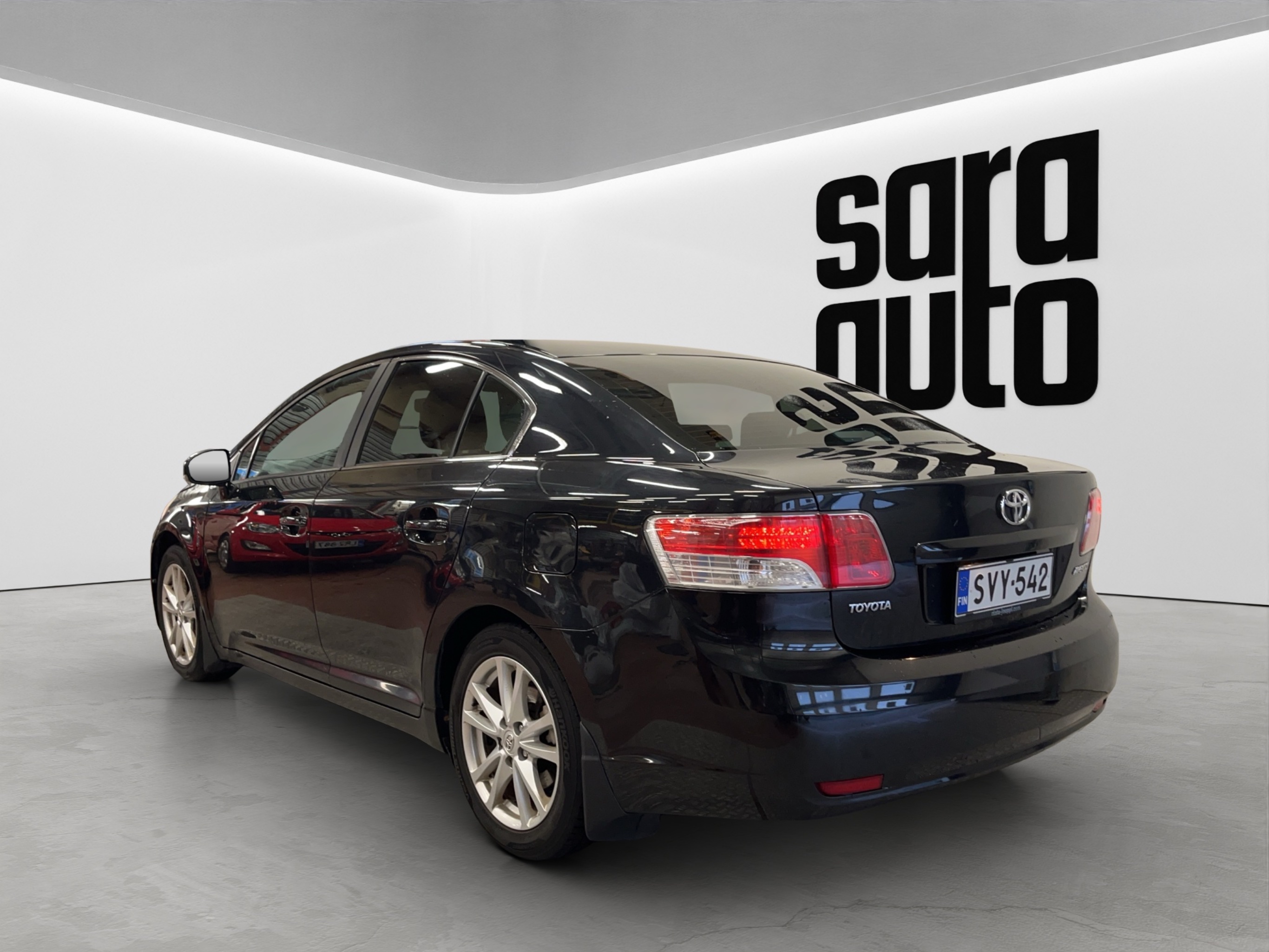 Toyota Avensis 2010 – kuva 5