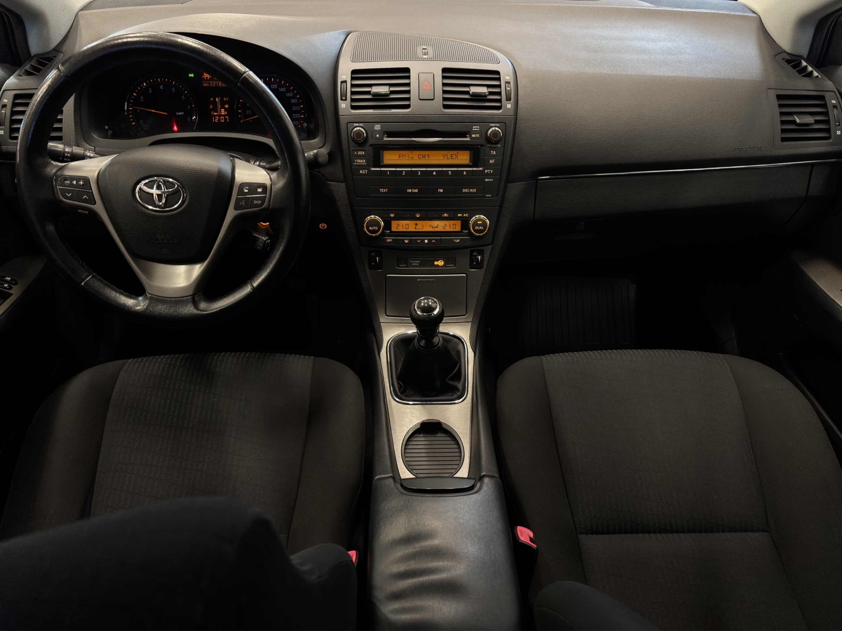 Toyota Avensis 2009 – kuva 15