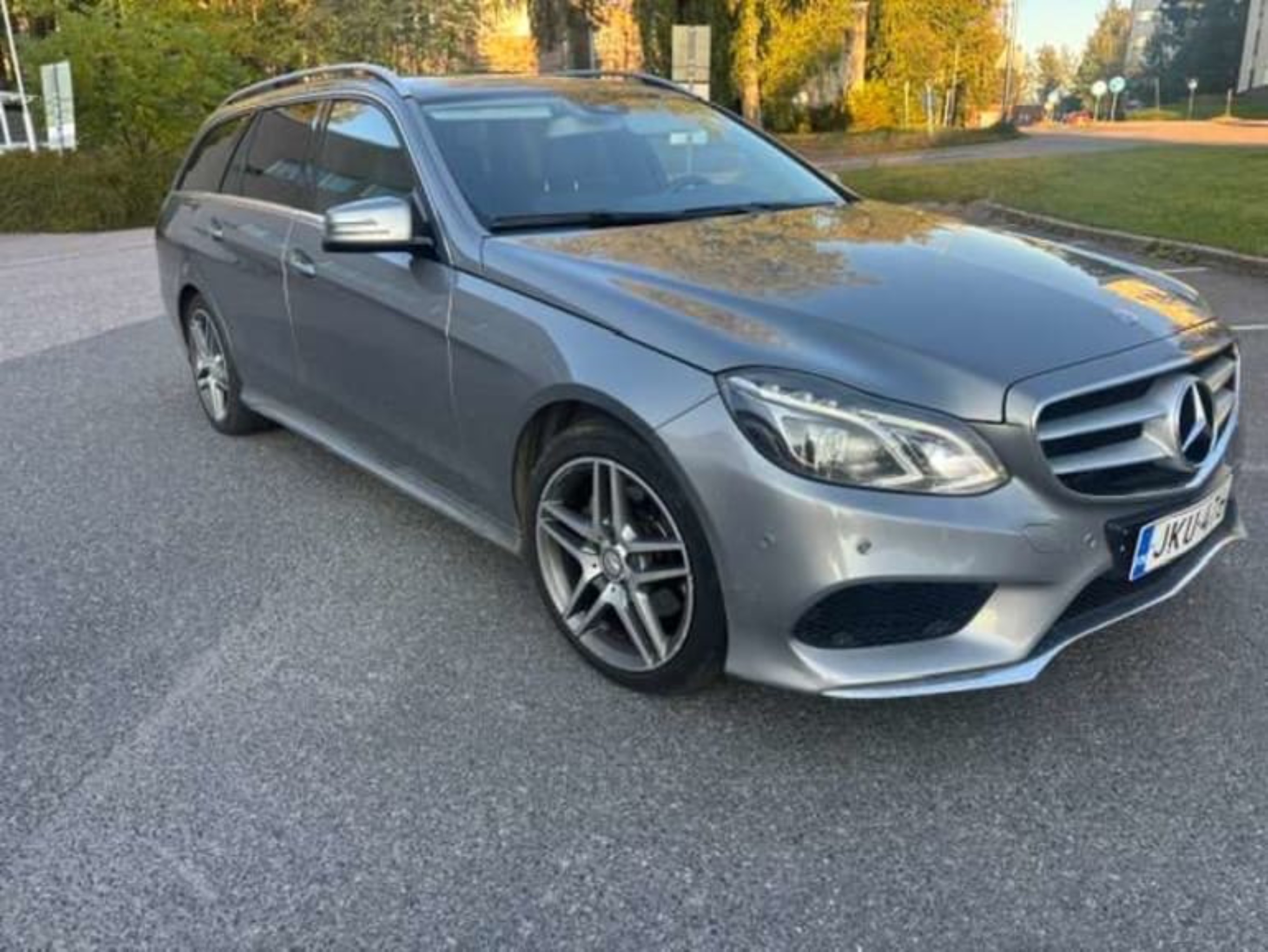 Mercedes-Benz E