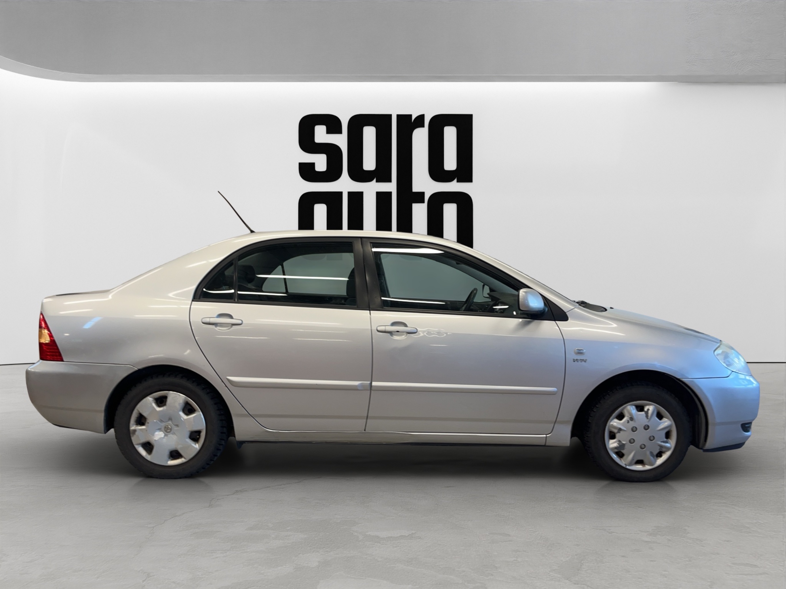 Toyota Corolla 2003 – kuva 2