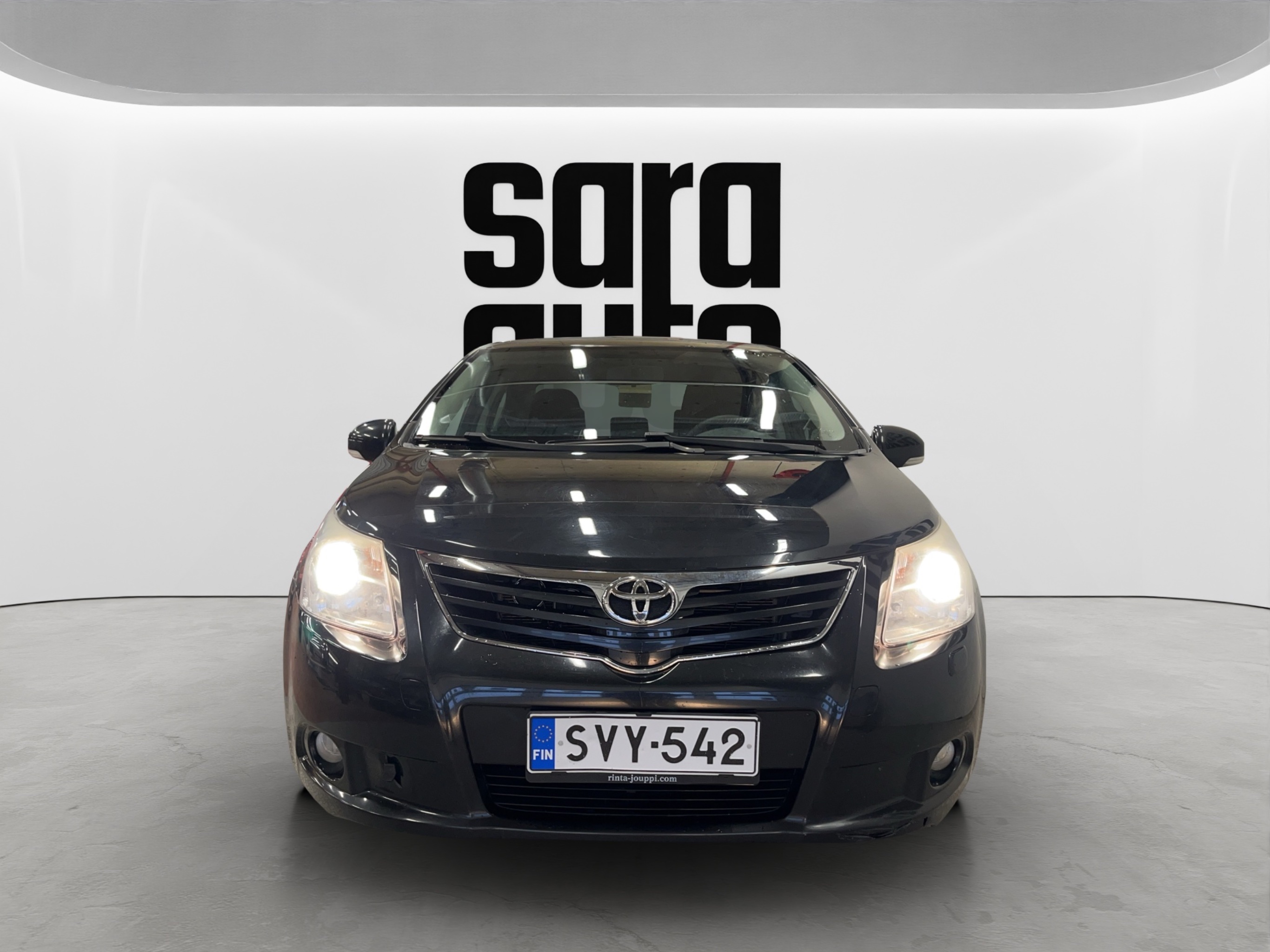Toyota Avensis 2010 – kuva 8